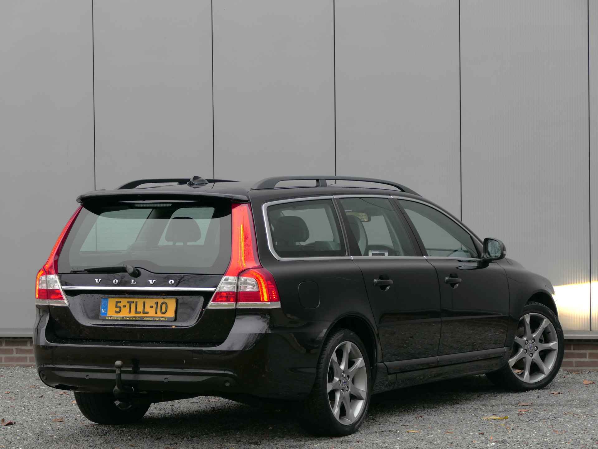 Volvo V70 T4 Nordic+ Xenon / Navi / Trekhaak - 3/21