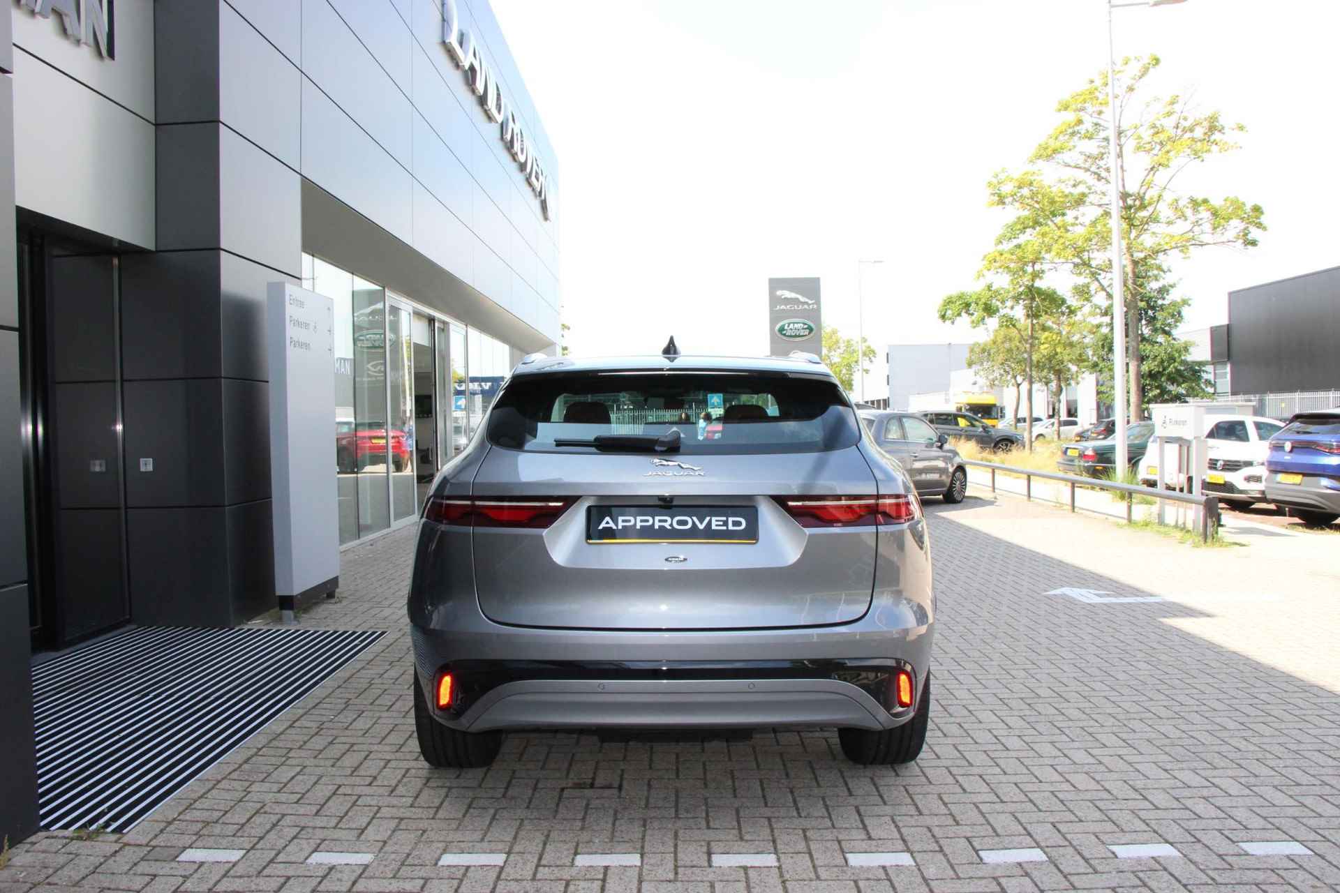 Jaguar F-PACE P400e PHEV R-Dynamic HSE - 7/27