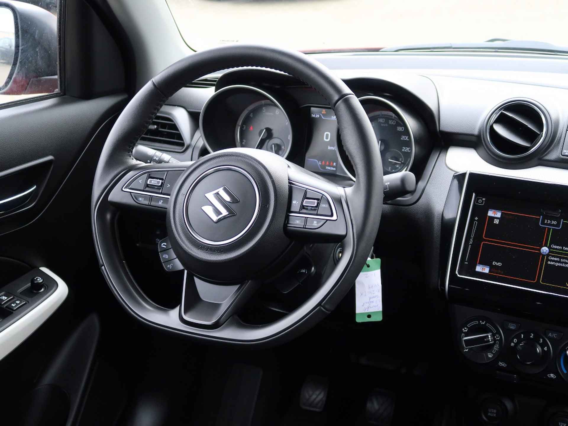 Suzuki Swift 1.2 Select Smart Hybrid Navigatie / Cruise-control - 13/28