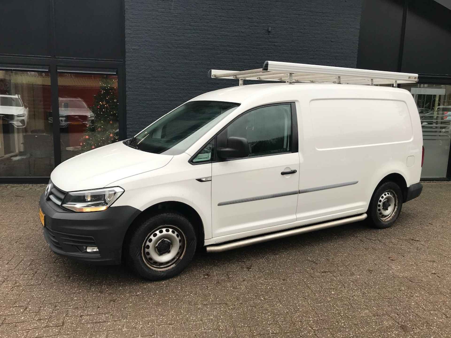 VOLKSWAGEN Caddy Maxi 2.0 TDI L2H1 **Navigatie/trekhaak** - 2/19