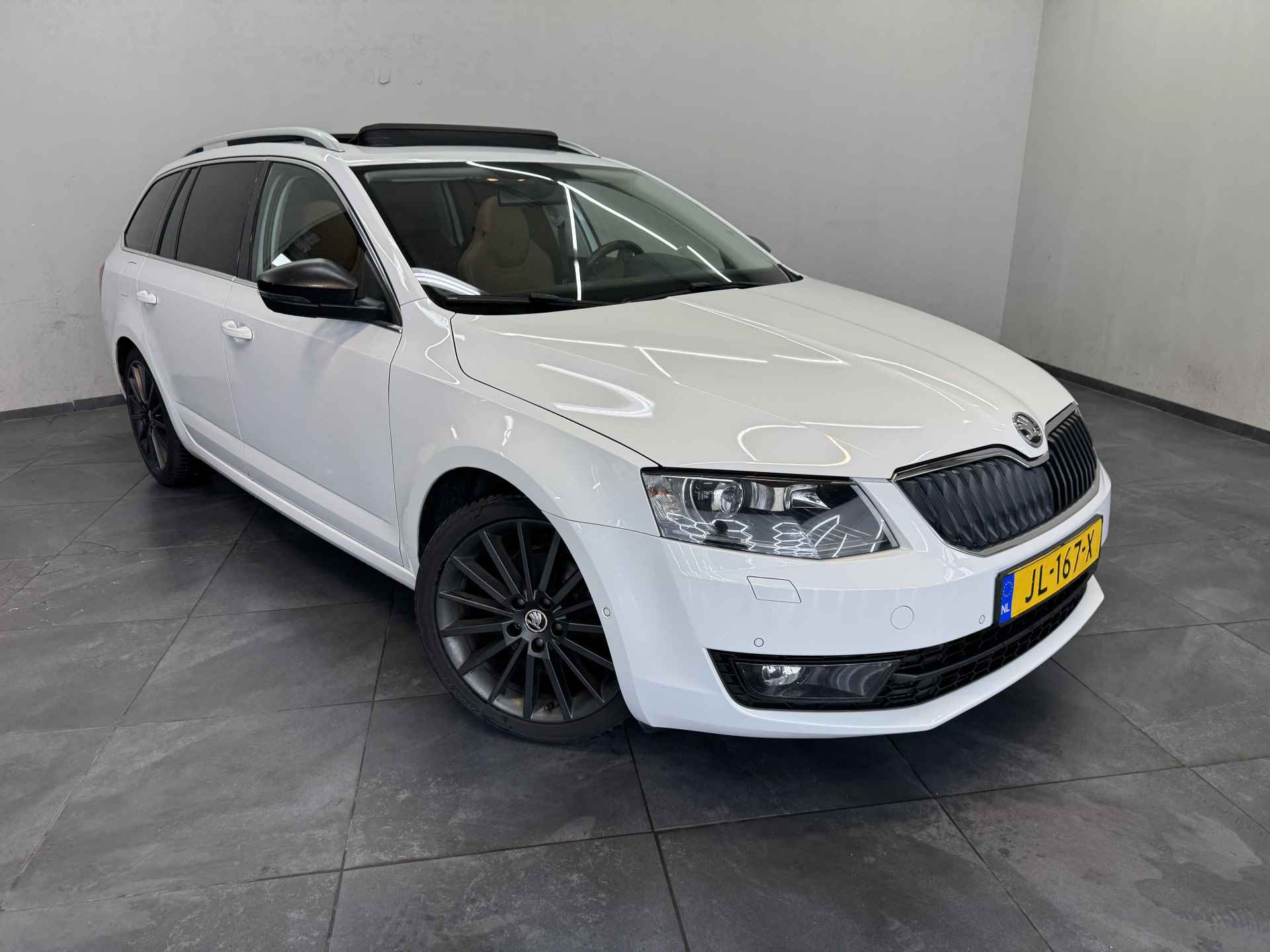 ŠKODA Octavia Combi 1.4 TSI Greentech Style Businessline✅Panoramadak✅Sportstoelen✅Stoelverwarming✅Leder Bekleding✅Apple Carplay✅DSG✅ - 34/82