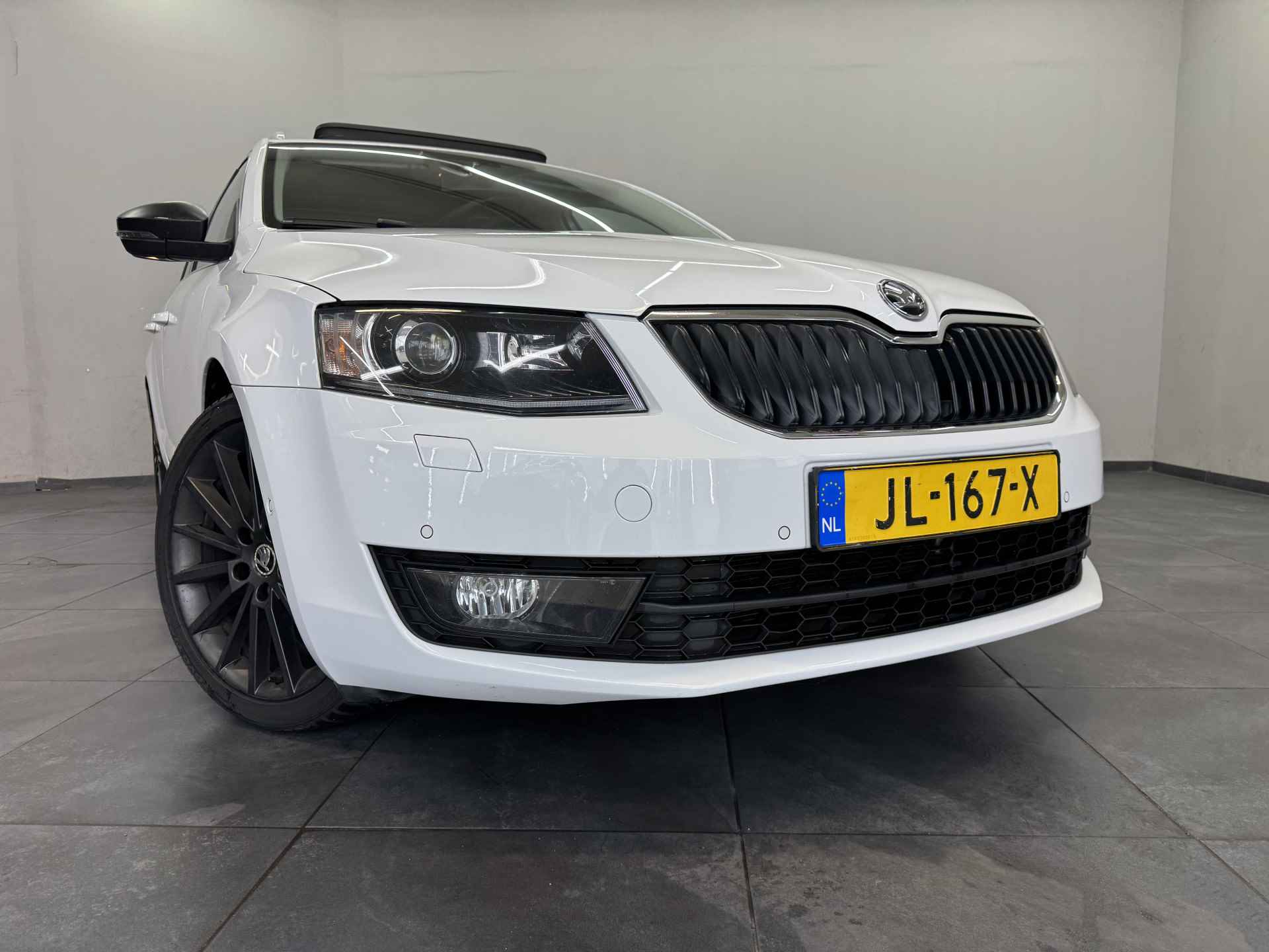 ŠKODA Octavia Combi 1.4 TSI Greentech Style Businessline✅Panoramadak✅Sportstoelen✅Stoelverwarming✅Leder Bekleding✅Apple Carplay✅DSG✅ - 35/82