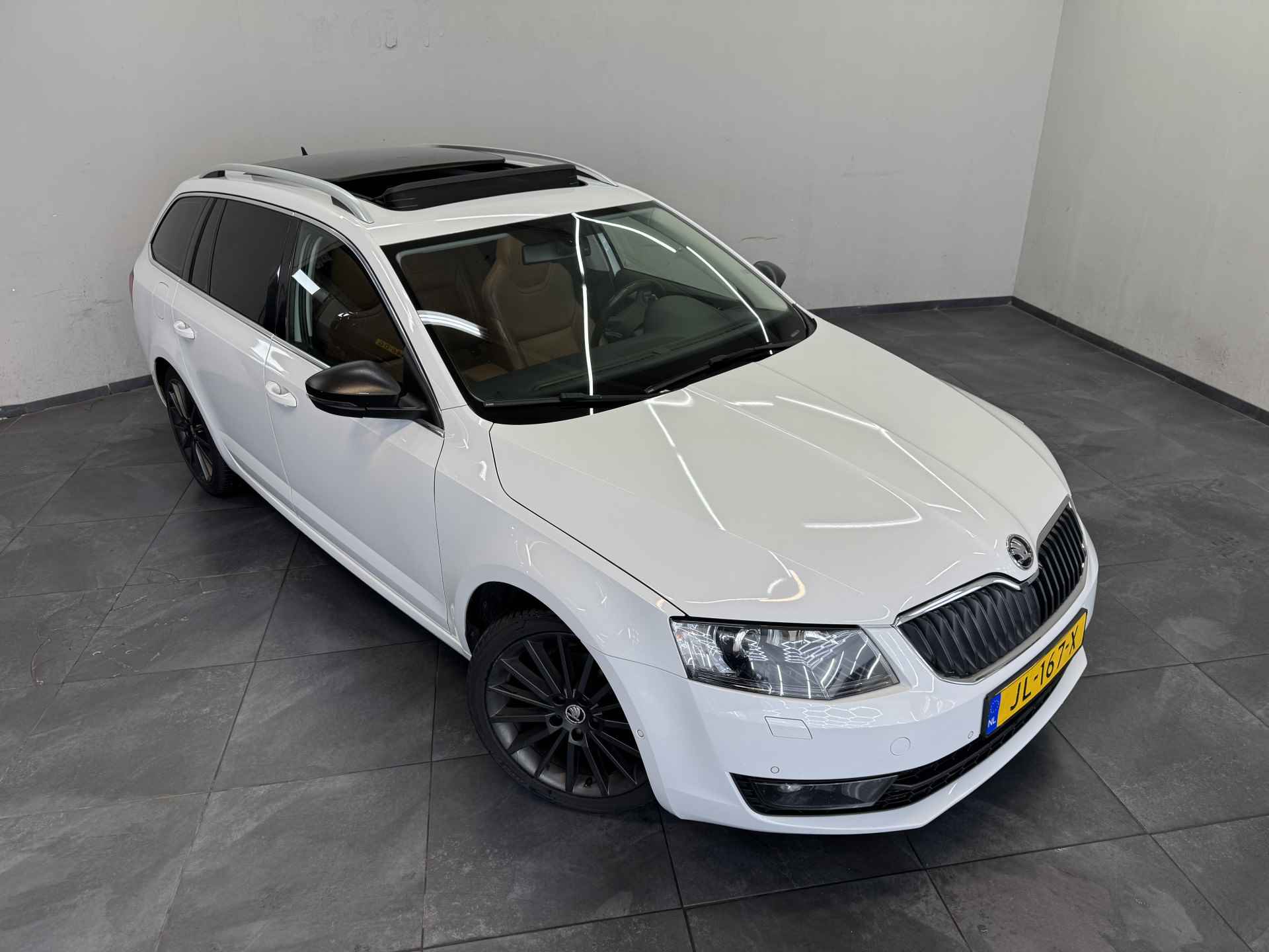 ŠKODA Octavia Combi 1.4 TSI Greentech Style Businessline✅Panoramadak✅Sportstoelen✅Stoelverwarming✅Leder Bekleding✅Apple Carplay✅DSG✅ - 77/82