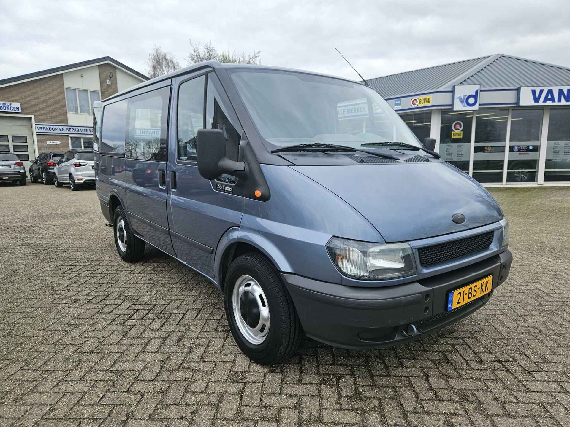 Ford Transit 300S 2.4TDdi | RolstoelBus / Aangepast zelf rijder - 6/31