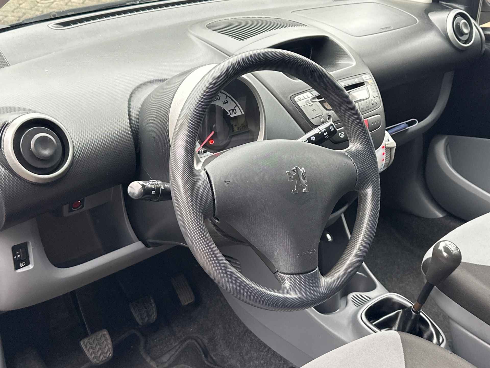 Peugeot 107 1.0-12V XR Nieuwe Apk - 10/14