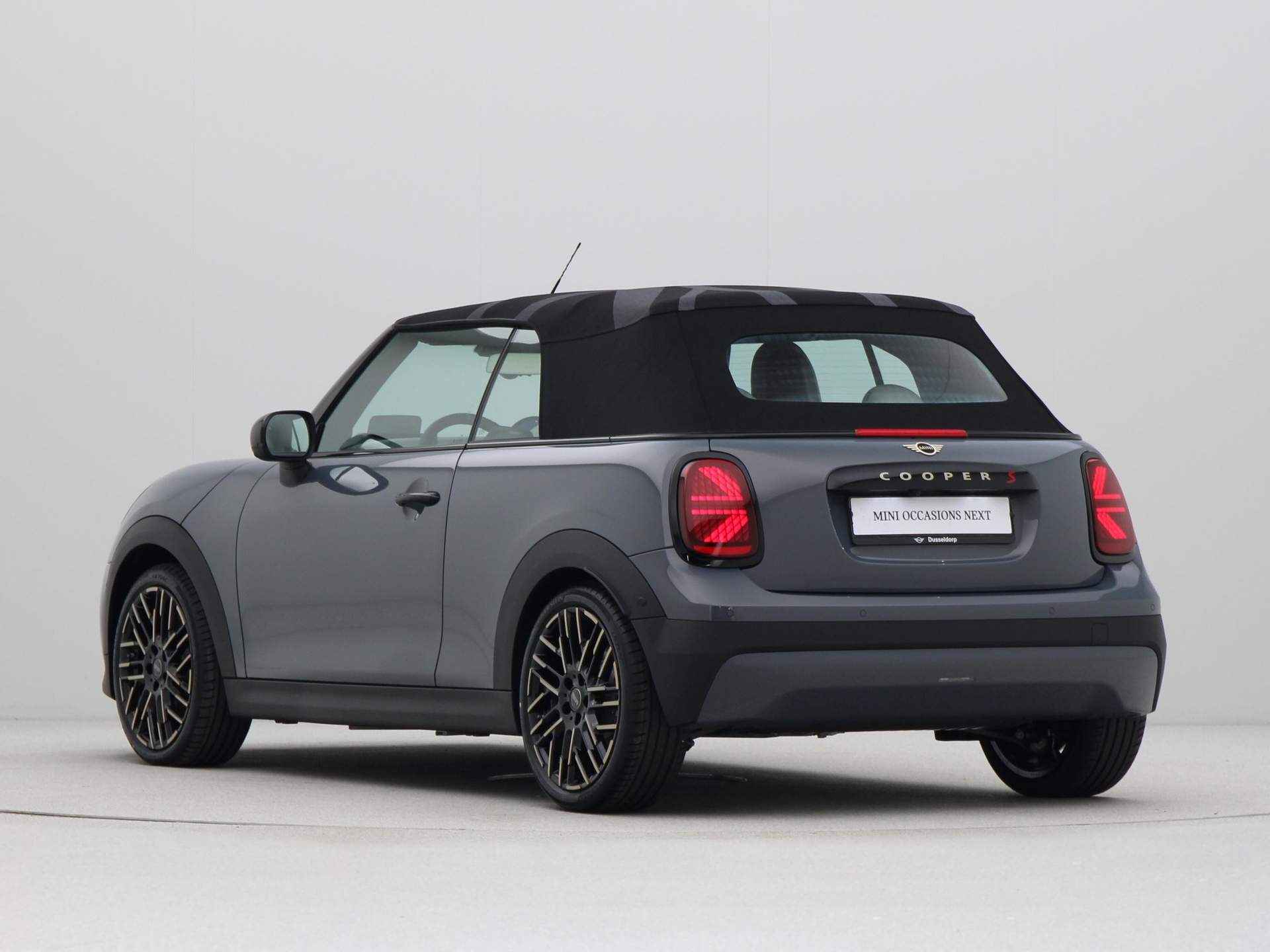 MINI Cooper Cabrio S Favoured Pakket XL - 19/32