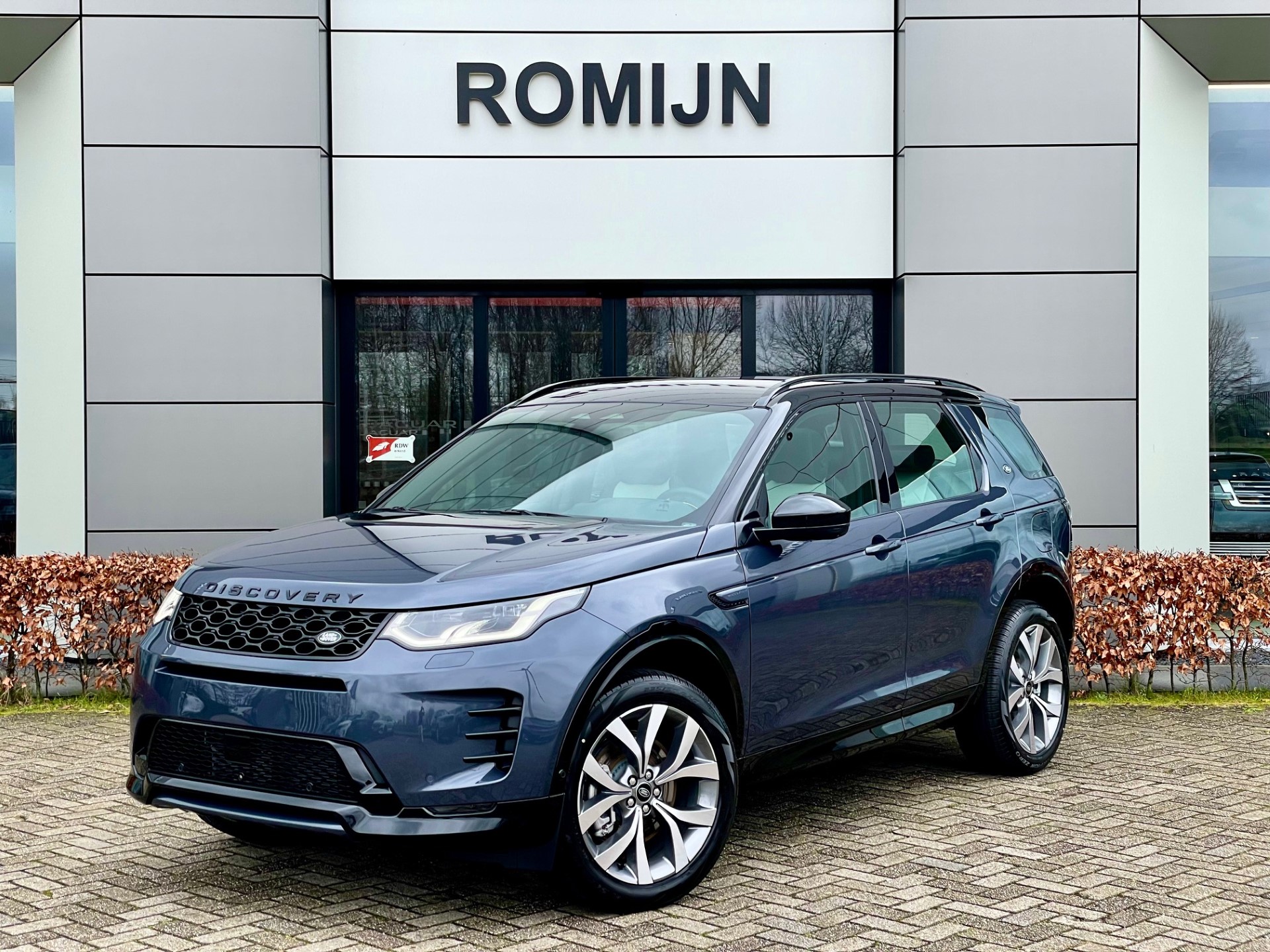 Land Rover Discovery Sport P300e 1.5 Dynamic PHEV HSE ALLE OPTIES bij viaBOVAG.nl