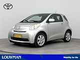 Toyota iQ 1.0 VVTi Comfort | Navigatie | Airco | LM velgen |