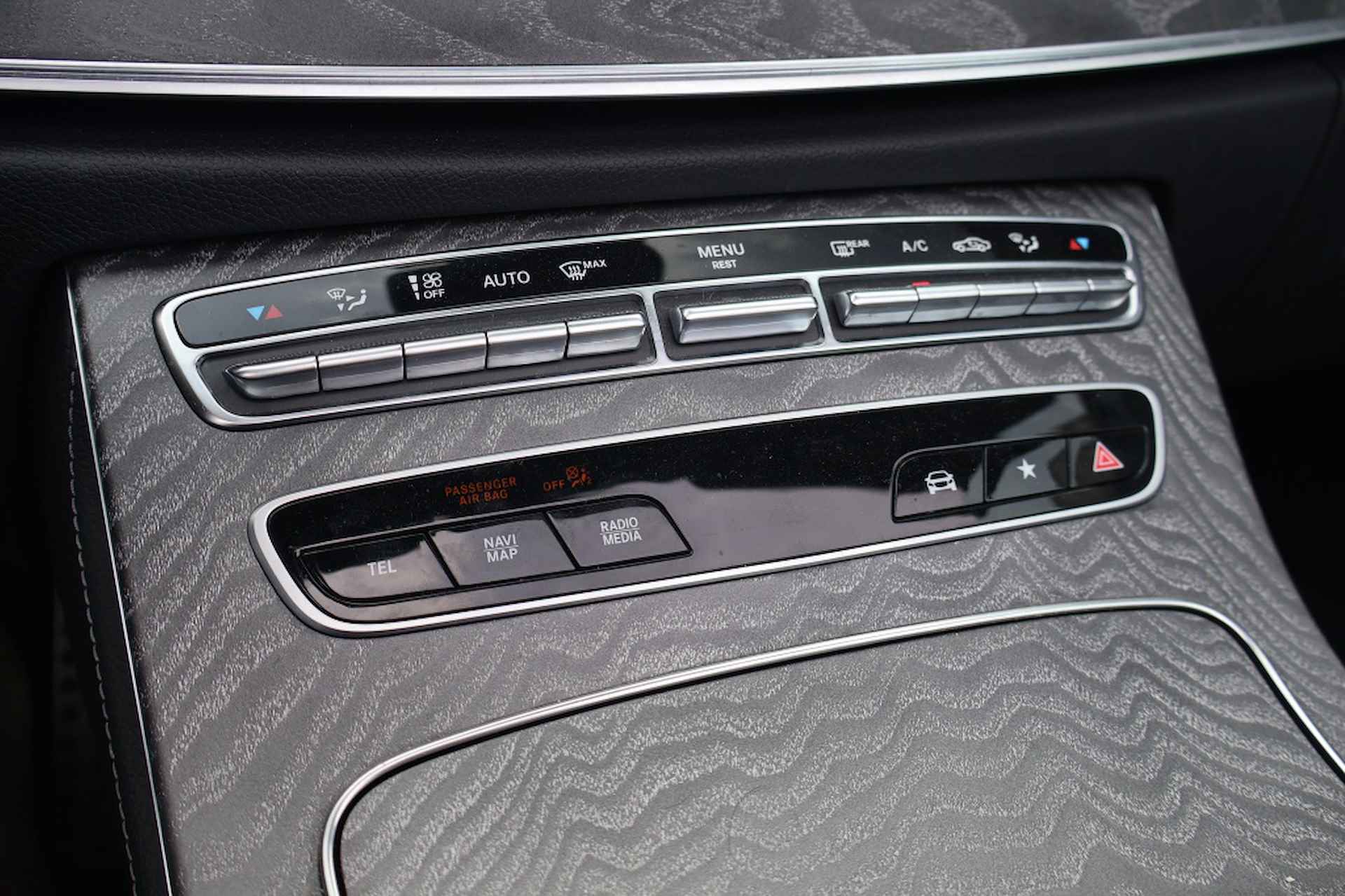 Mercedes-benz E-klasse Cabrio 450 4Matic AMG | Carplay | MBUX | Burmester - 12/29