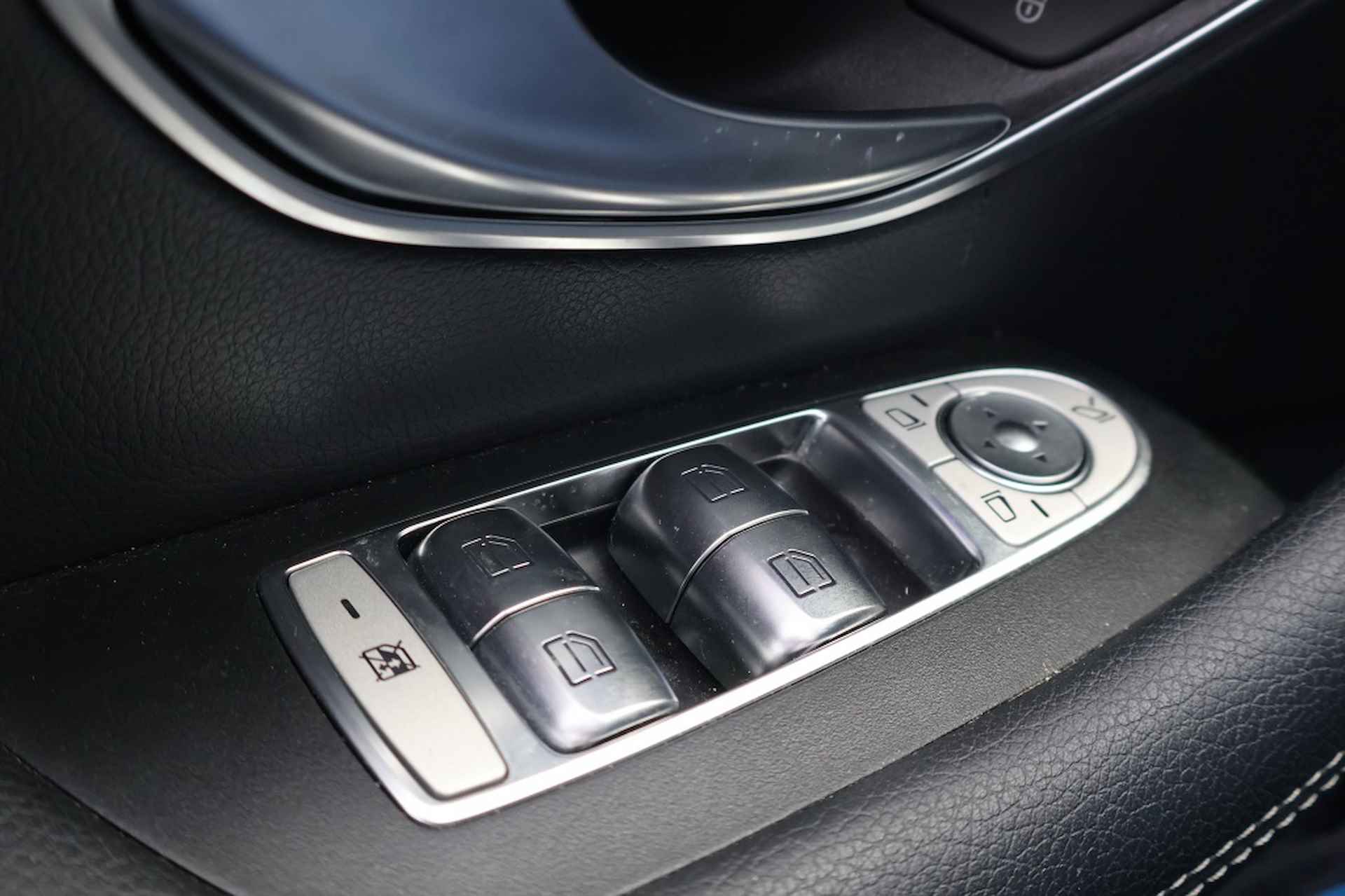 Mercedes-benz E-klasse Cabrio 450 4Matic AMG | Carplay | MBUX | Burmester - 18/29