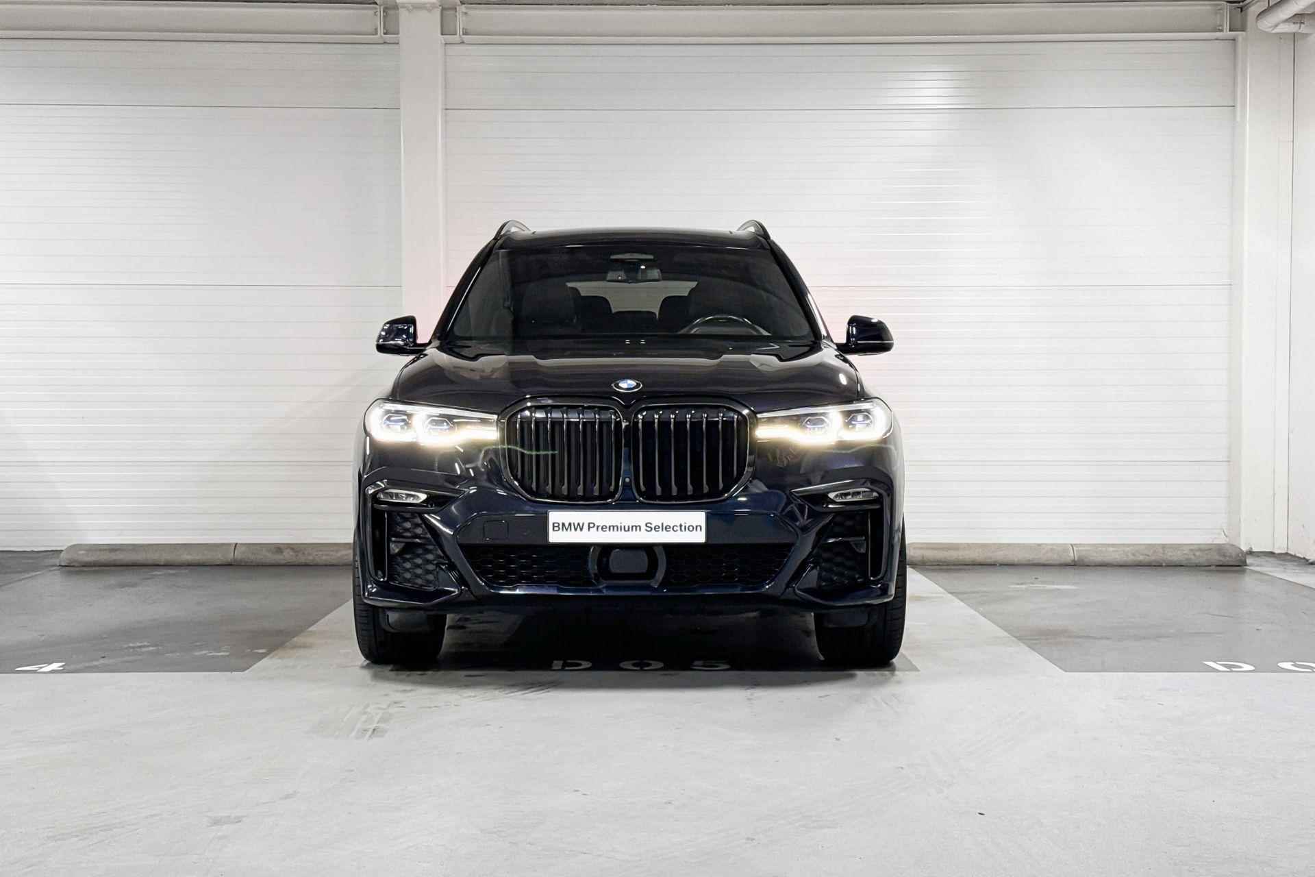 BMW X7 xDrive40i High Executive l M-Sport l B&W - 4/28