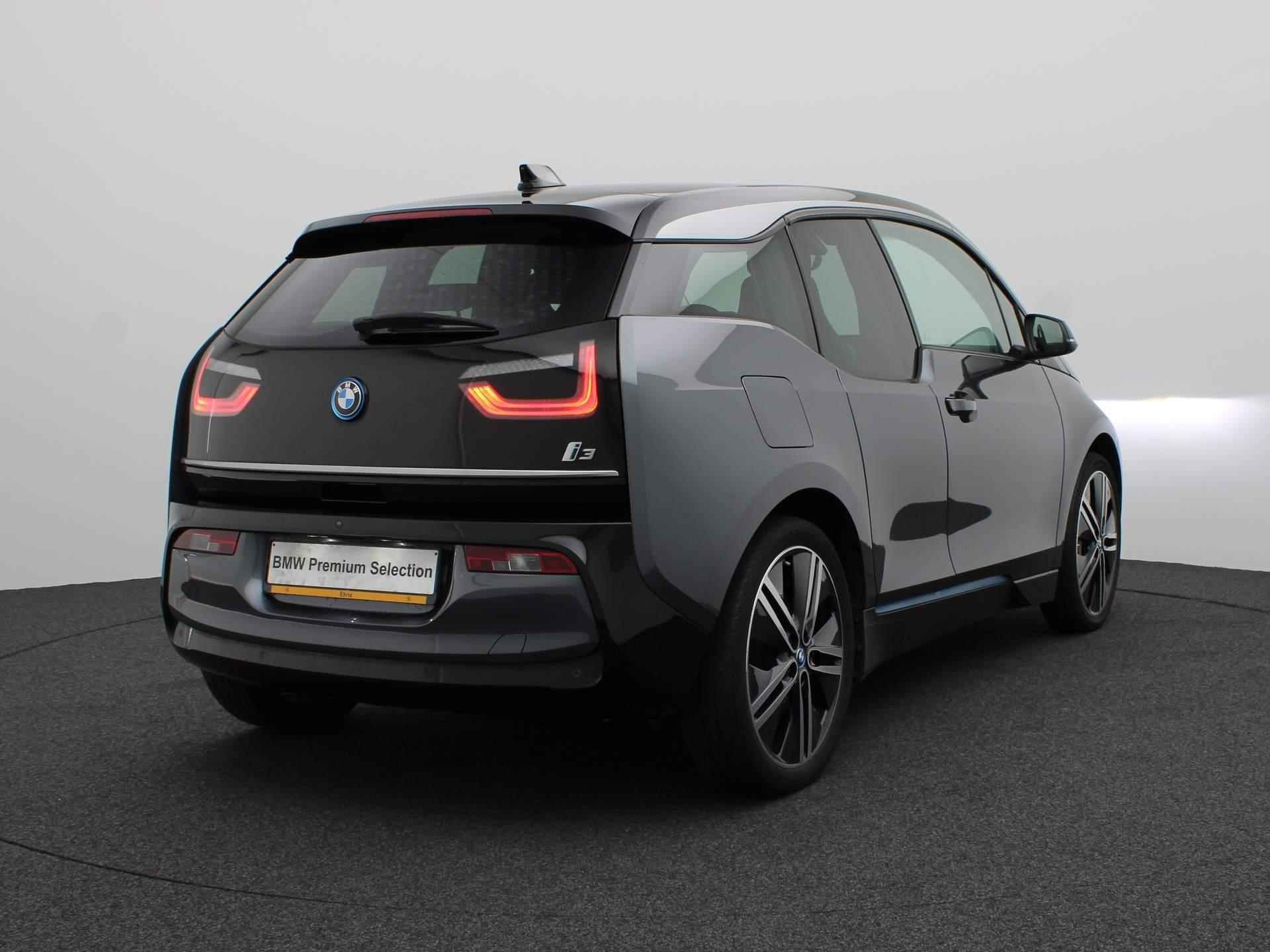 BMW i3 Executive | Achteruitrijcamera | PDC Voor + Achter | Navigatie Professional | DAB | 20'' - 2/20