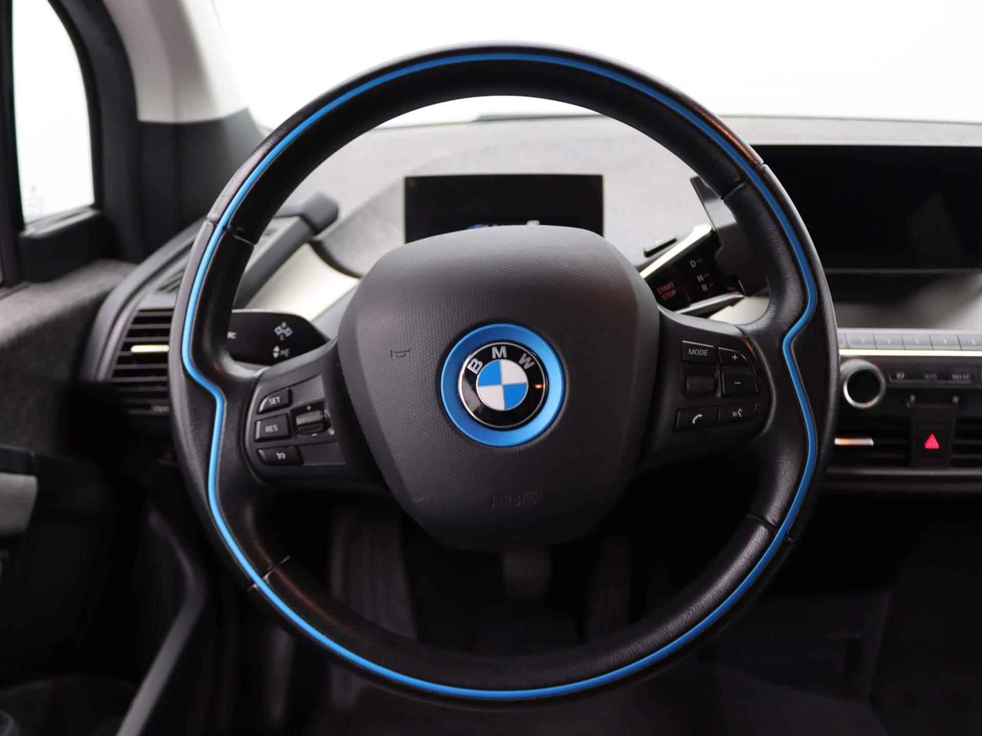 BMW i3 Executive | Achteruitrijcamera | PDC Voor + Achter | Navigatie Professional | DAB | 20'' - 8/20