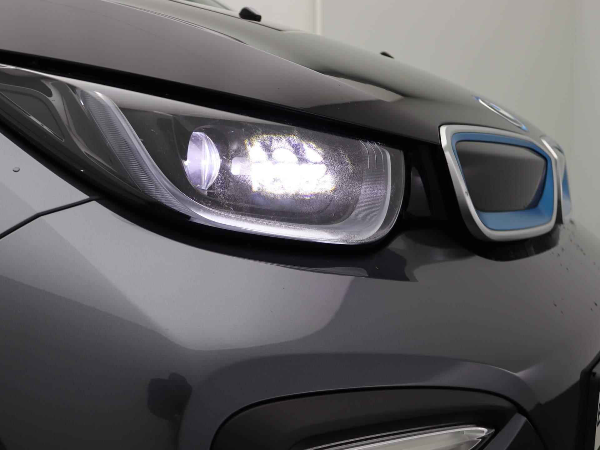 BMW i3 Executive | Achteruitrijcamera | PDC Voor + Achter | Navigatie Professional | DAB | 20'' - 18/20