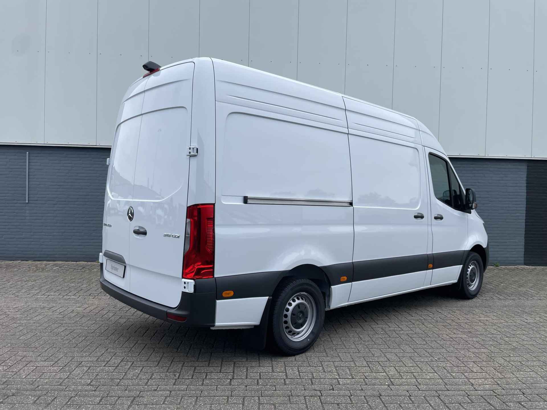 Mercedes-Benz Sprinter 315 CDI GB L2H2 SELECT - 3/25