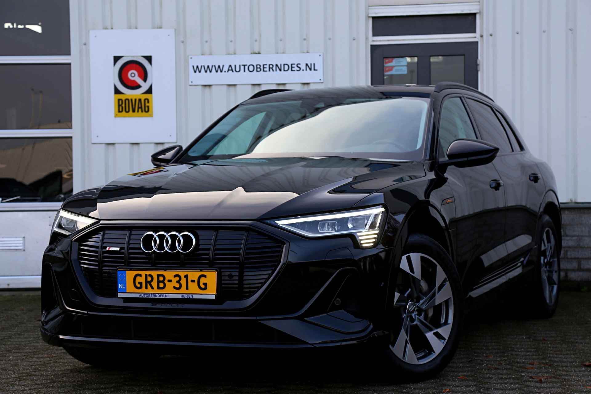 Audi e-tron 55 quattro S-Line 408PK 95 kWh*Excl. BTW*Perfect Audi Onderh.*1ste Eig*Panodak/Adaptieve Luchtvering/Nachtzicht/Black pack/Keyle - 1/67