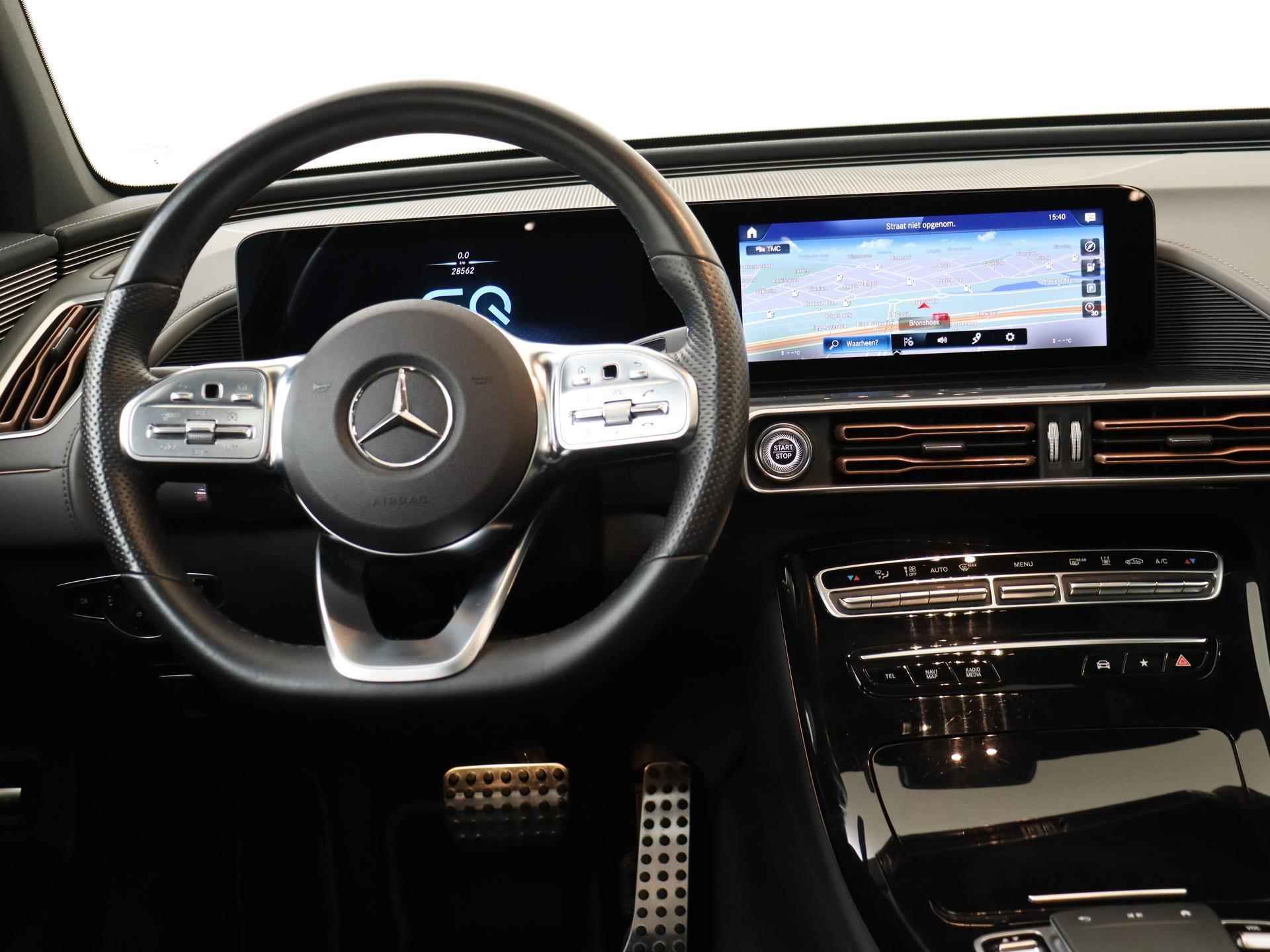 Mercedes-Benz EQC 400 4MATIC AMG Line Premium 80 kWh / Schuifdak / El. Achterklep / El. trekhaak - 19/37