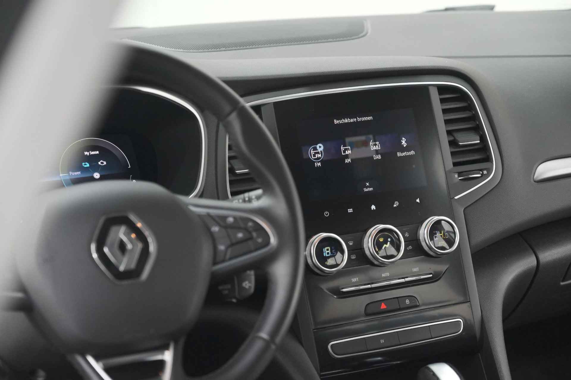 Renault Mégane Estate 1.6 E-Tech Plug-In Hybrid 160 Business Zen | Navigatie | Camera | Climate Control | Apple Carplay - 55/89