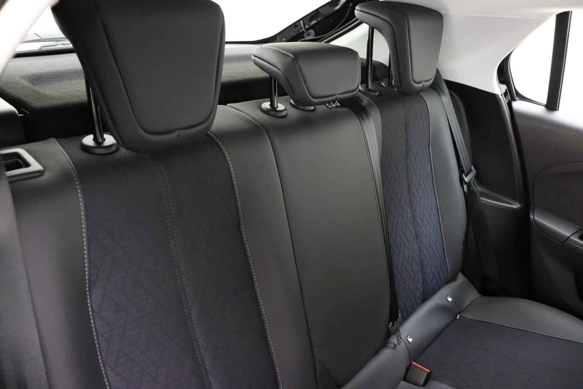 Opel Corsa 1.2 Level 3 Elegance Automaat | Navigatie | Climate control | Camera | Parkeersensoren | Lichtmetalen velgen - 16/36