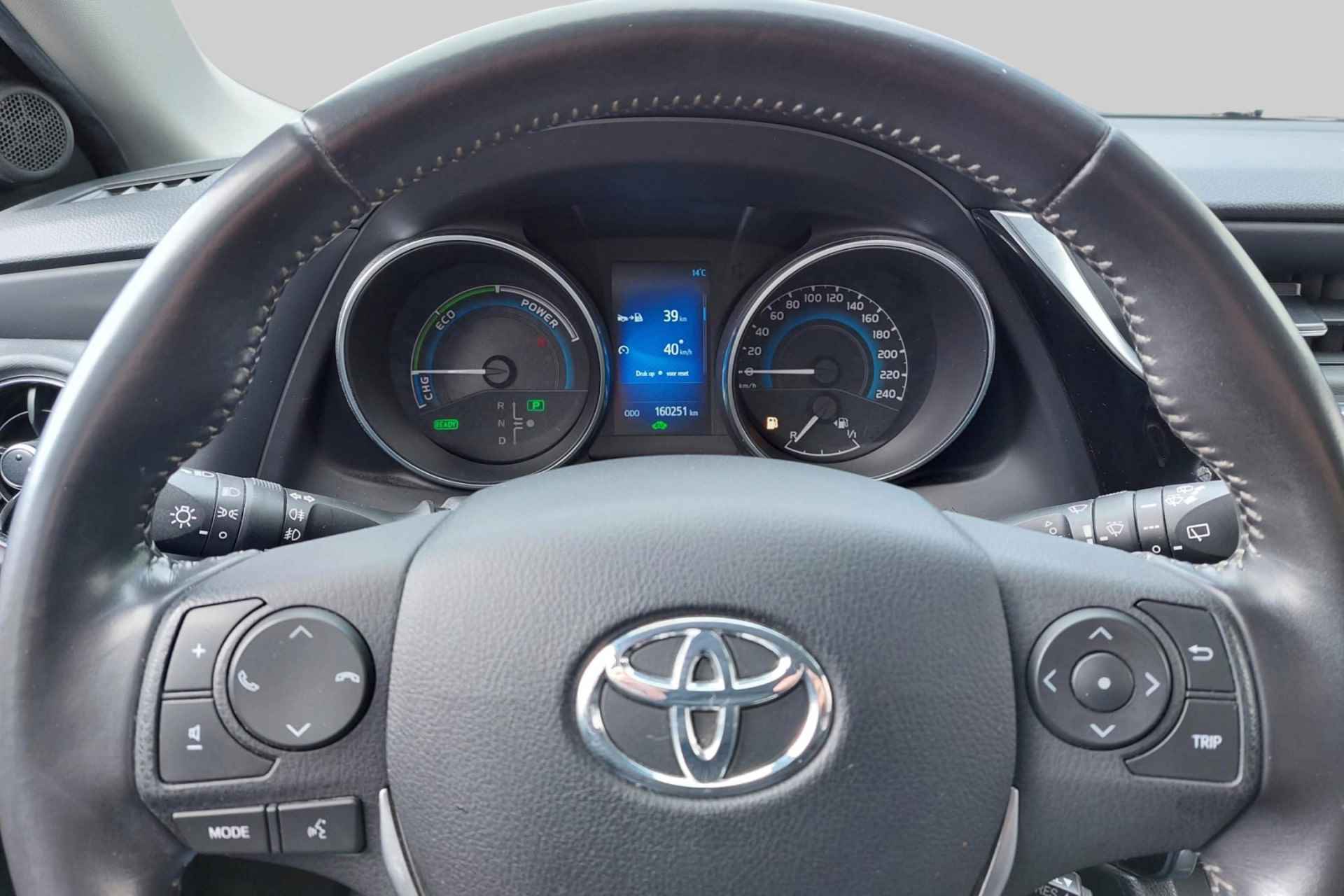 Toyota Auris Touring Sports 1.8 Hybrid Aspiration | navi | cruise control | climate control | trekhaak - 6/27