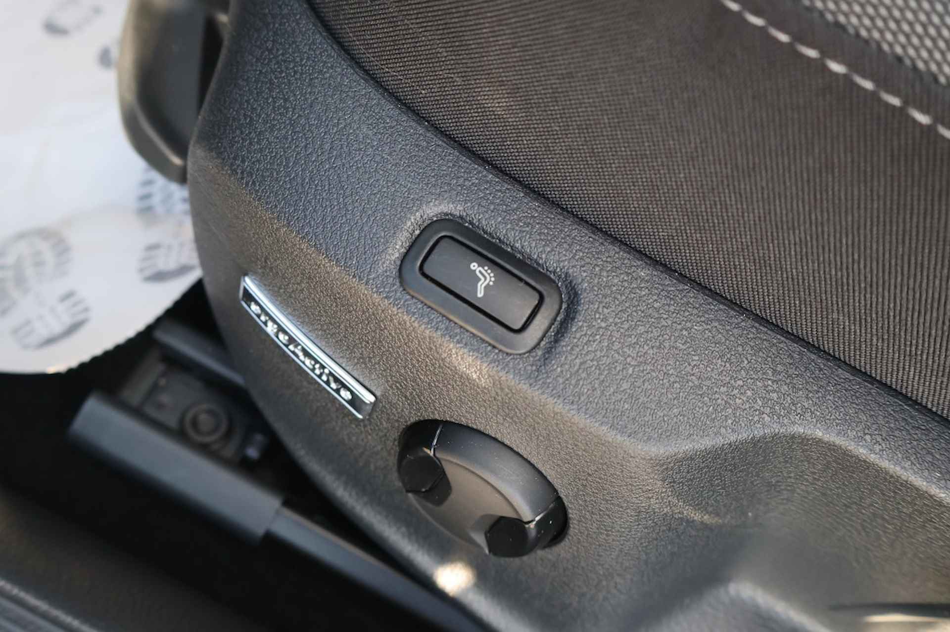 Volkswagen Golf 1.5 TSI R-Line Highline | Virtual cockpit | Carplay - 11/25