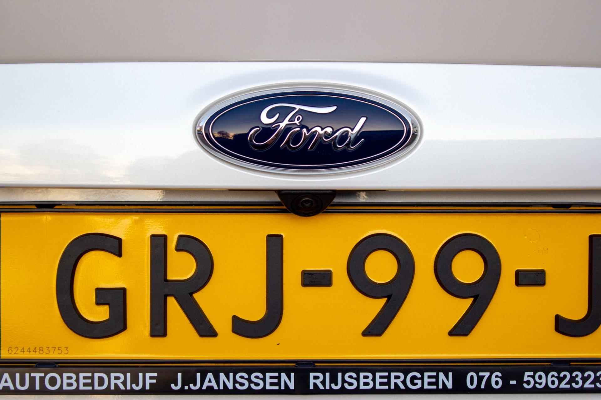 Ford Kuga 1.5 Titanium | Prijs rijklaar incl. 12 mnd garantie | Navi Camera Panodak Elek Achterklep Lmv - 17/47