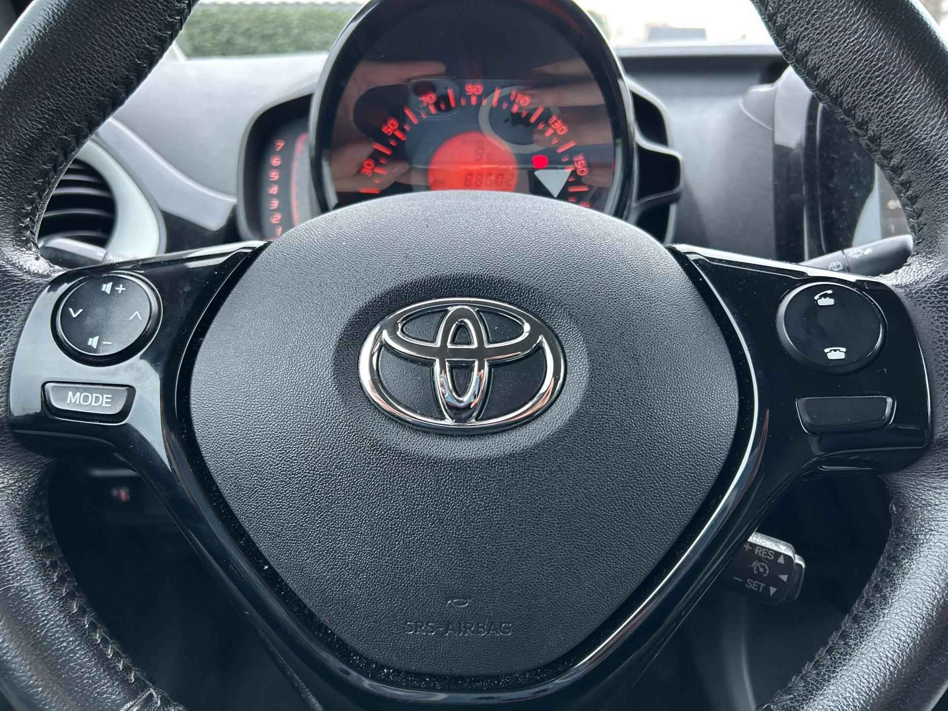 Toyota Aygo 1.0 VVT-i x-cite | Climate control | Cruise | - 7/19