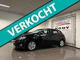 Toyota Auris 1.8 Hybrid Aspiration * Dealer onderhouden / Navigatie / Camera / Trekhaak / NL Auto *