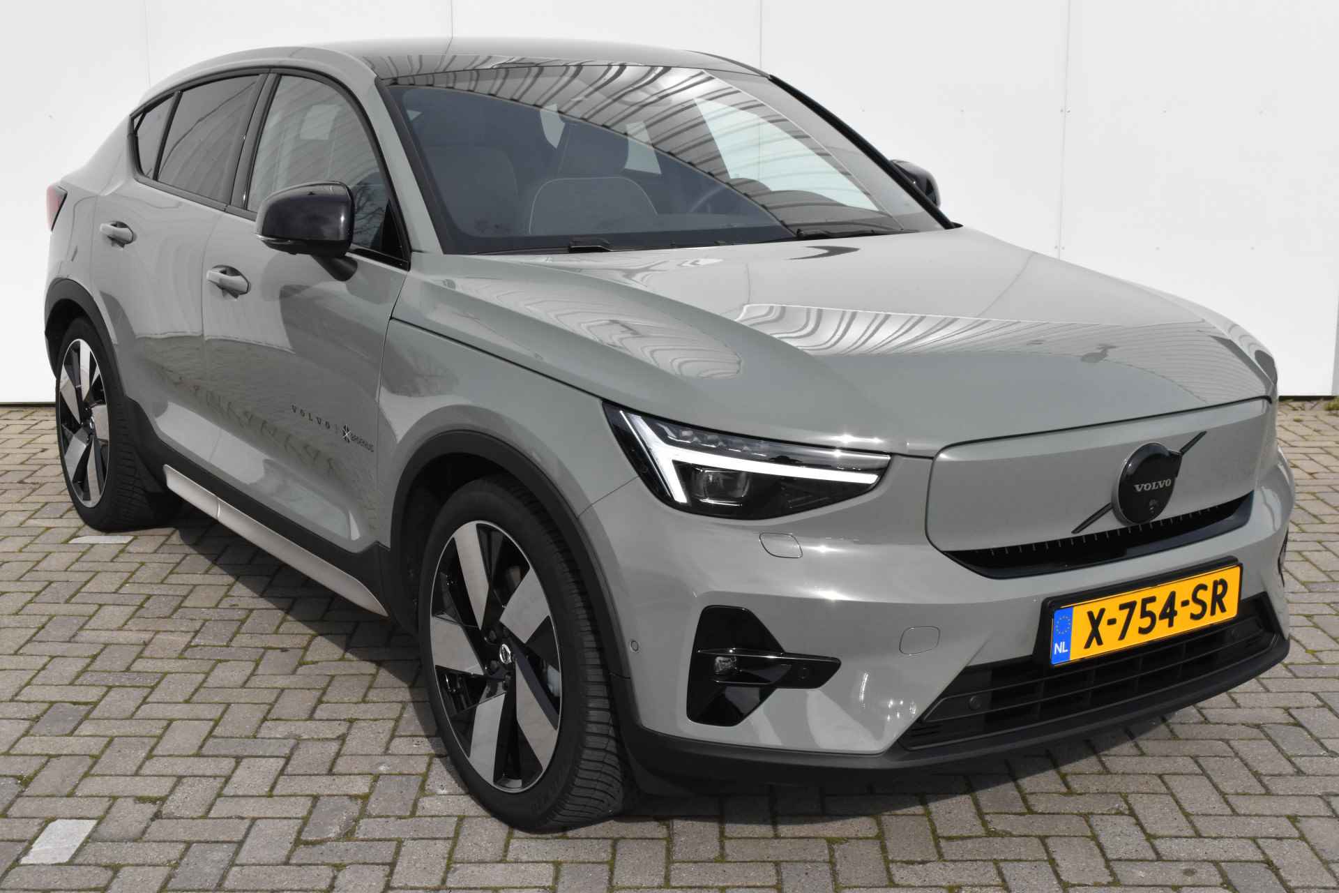 Volvo C40 Ultimate - Heico - TailordWool *€67.000,- nieuw* - 2/17