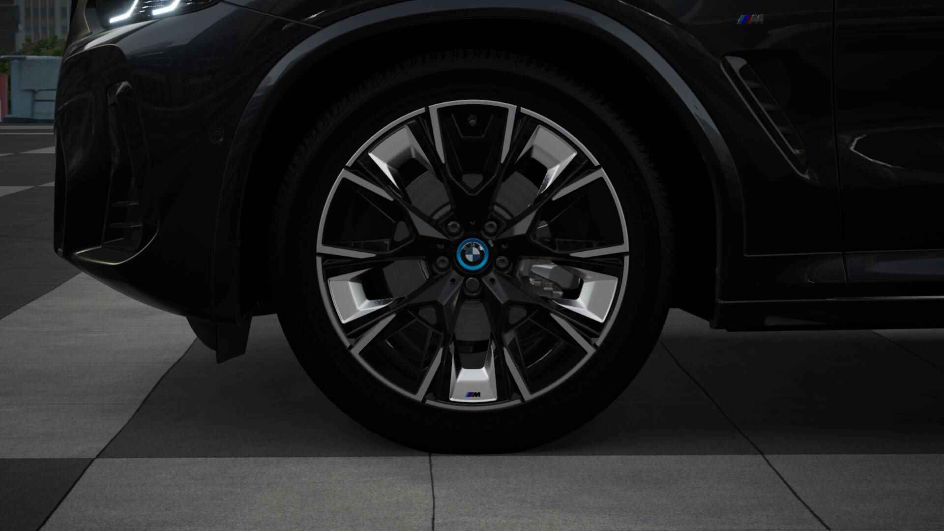 BMW iX3 High Executive 80 kWh / Trekhaak / Sportstoelen / Adaptieve LED / Adaptief M Onderstel / Parking Assistant Plus / Gesture Control - 10/11