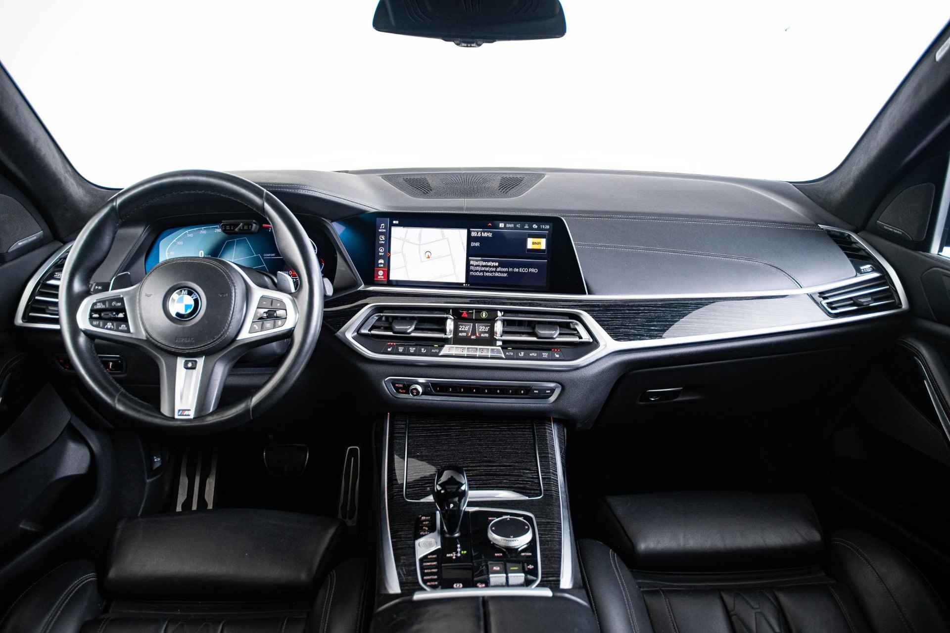 BMW X7 xDrive40i High Executive M Sport- Panoramadak - Park/Driving Assistent - Comfortstoelen - Derde zitrij - Head up - Harman Kardon - XOffroad Pack - Comfort Access - Alarmsysteem klasse 3 - 3/81