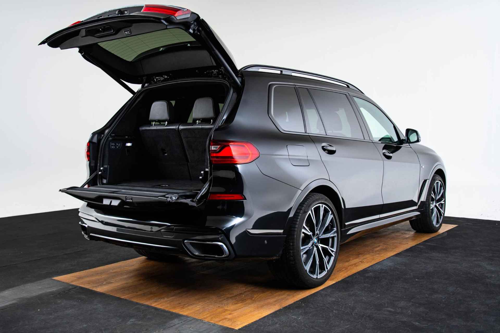 BMW X7 xDrive40i High Executive M Sport- Panoramadak - Park/Driving Assistent - Comfortstoelen - Derde zitrij - Head up - Harman Kardon - XOffroad Pack - Comfort Access - Alarmsysteem klasse 3 - 11/81