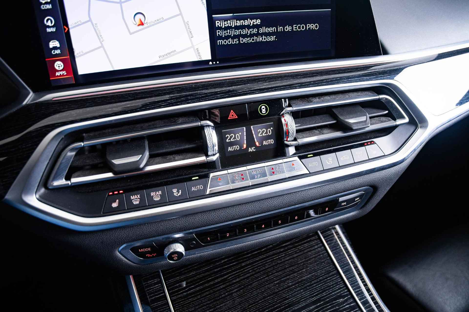 BMW X7 xDrive40i High Executive M Sport- Panoramadak - Park/Driving Assistent - Comfortstoelen - Derde zitrij - Head up - Harman Kardon - XOffroad Pack - Comfort Access - Alarmsysteem klasse 3 - 29/81