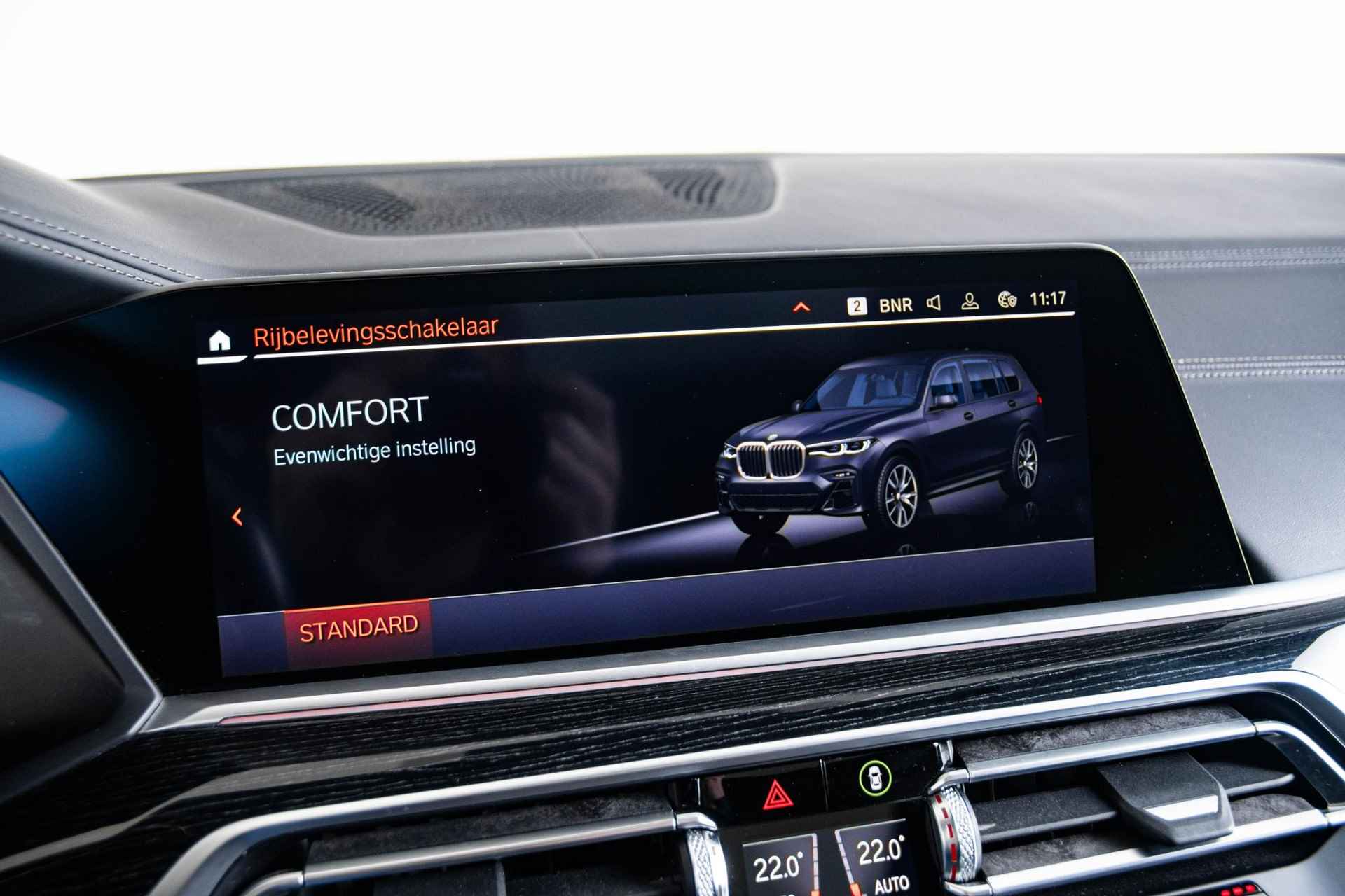 BMW X7 xDrive40i High Executive M Sport- Panoramadak - Park/Driving Assistent - Comfortstoelen - Derde zitrij - Head up - Harman Kardon - XOffroad Pack - Comfort Access - Alarmsysteem klasse 3 - 77/81