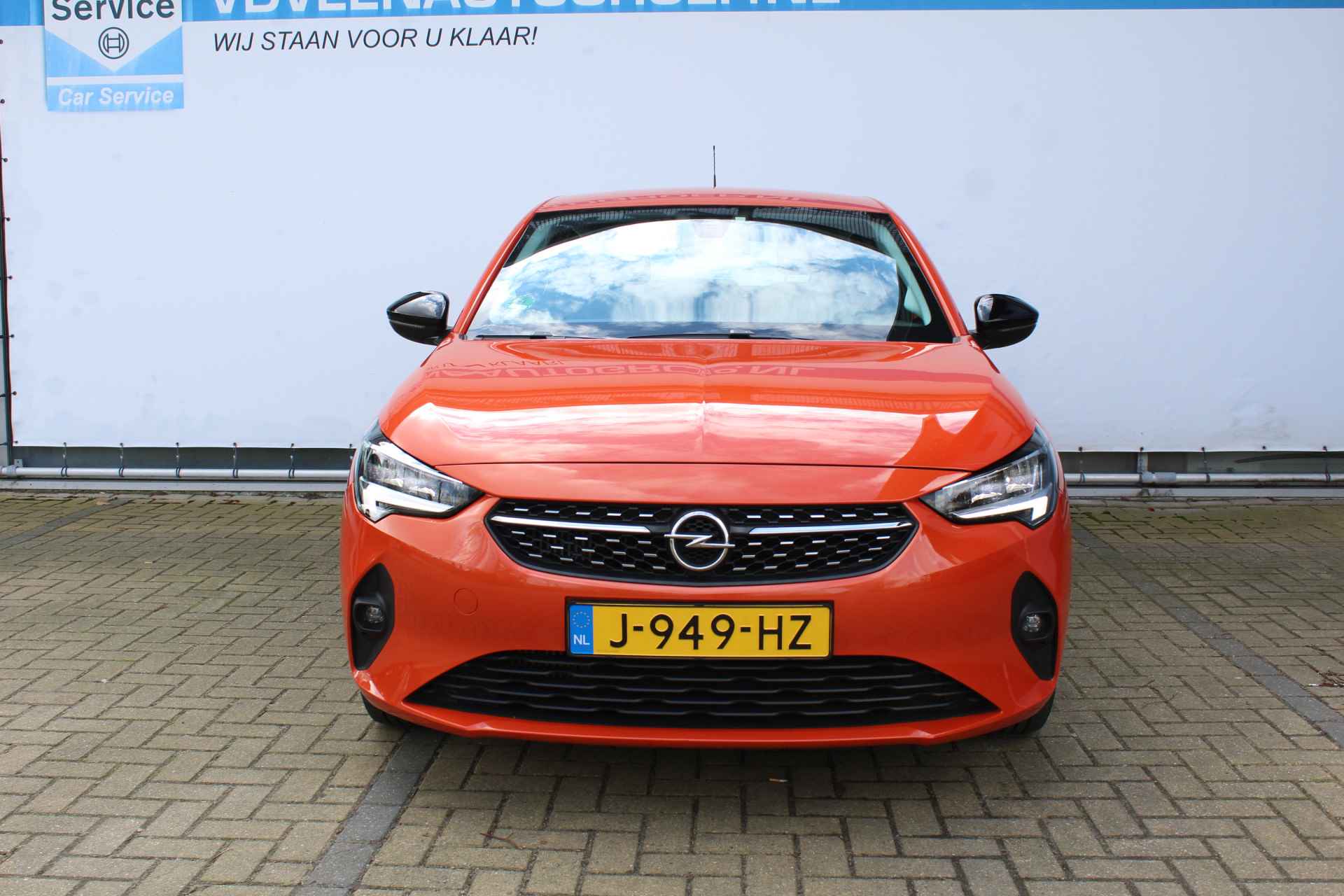 Opel Corsa 1.2 Elegance | Incl. 1 jaar Garantie | 1e Eigenaar | Apple CarPlay/Andoid Auto | Cruise controle | Airco | Navi via CarPlay | Lane assist | Half lederen bekleding | Origineel NL auto | NAP | - 4/49