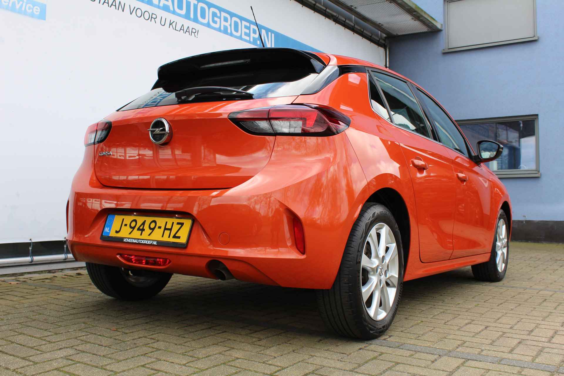 Opel Corsa 1.2 Elegance | Incl. 1 jaar Garantie | 1e Eigenaar | Apple CarPlay/Andoid Auto | Cruise controle | Airco | Navi via CarPlay | Lane assist | Half lederen bekleding | Origineel NL auto | NAP | - 10/49