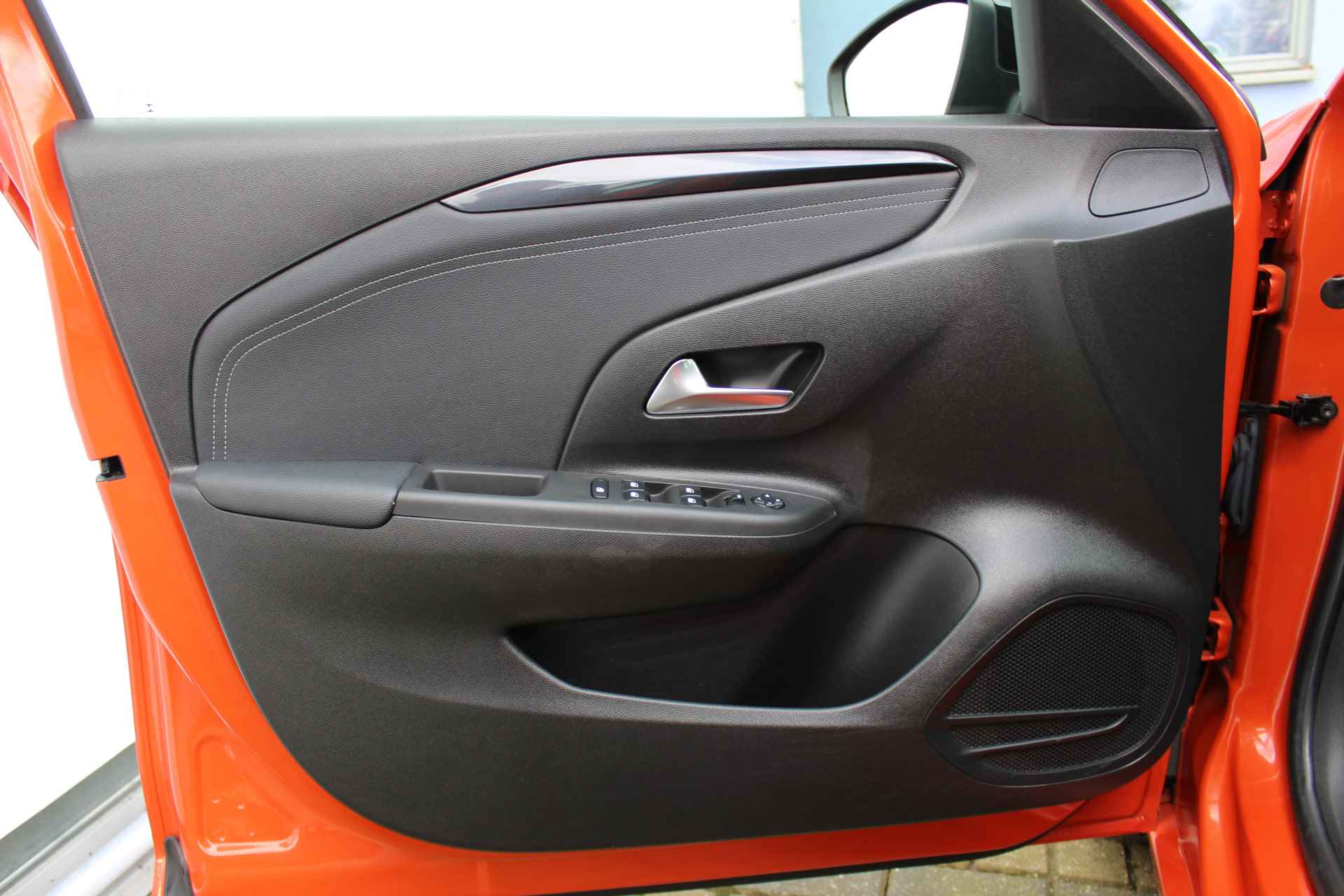 Opel Corsa 1.2 Elegance | Incl. 1 jaar Garantie | 1e Eigenaar | Apple CarPlay/Andoid Auto | Cruise controle | Airco | Navi via CarPlay | Lane assist | Half lederen bekleding | Origineel NL auto | NAP | - 22/49