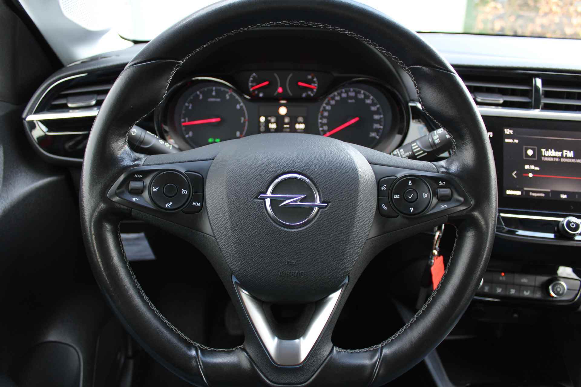 Opel Corsa 1.2 Elegance | Incl. 1 jaar Garantie | 1e Eigenaar | Apple CarPlay/Andoid Auto | Cruise controle | Airco | Navi via CarPlay | Lane assist | Half lederen bekleding | Origineel NL auto | NAP | - 32/49
