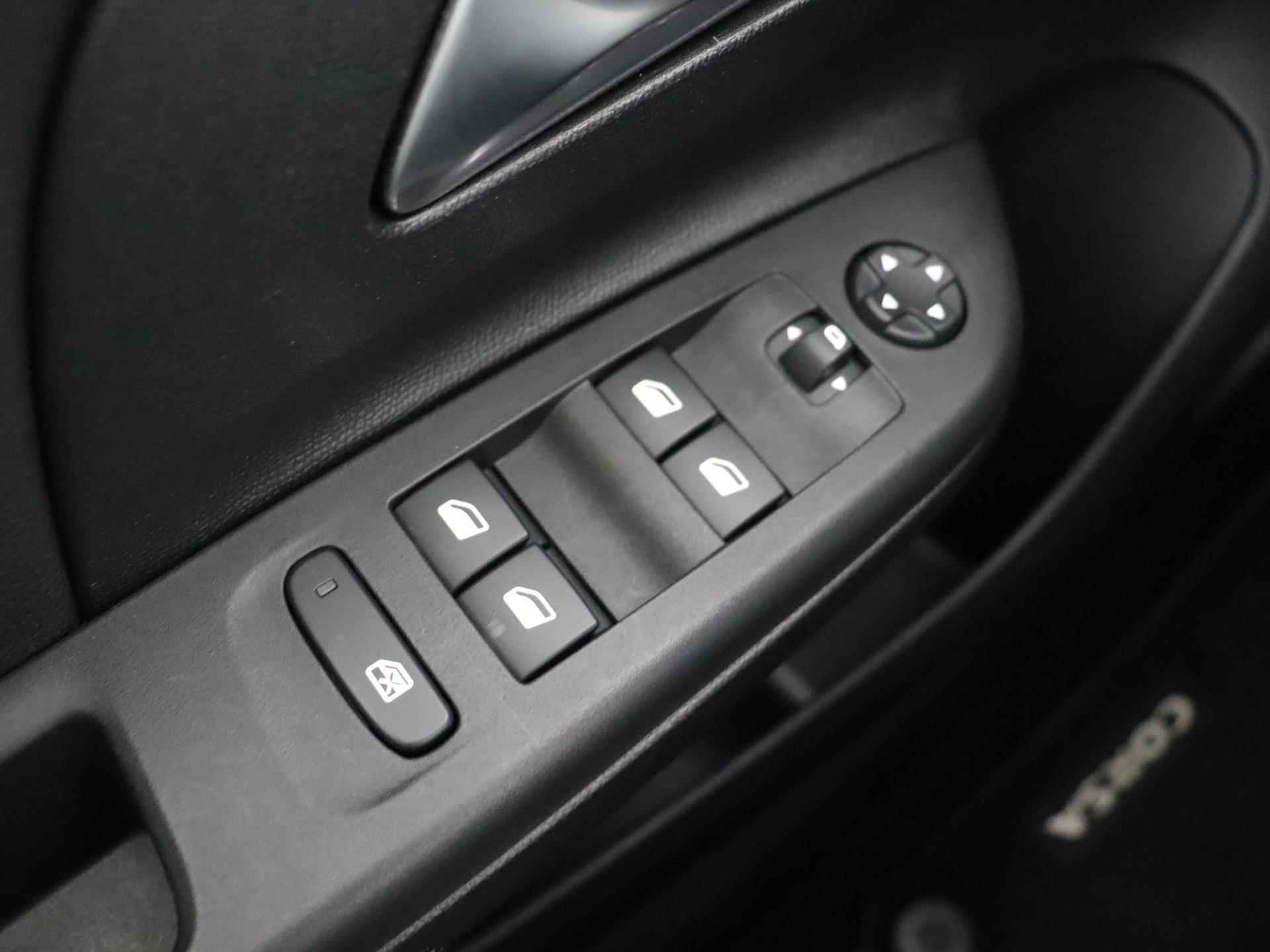Opel Corsa 1.2 GS Line | Automaat | 130pk! | Navigatie | 16" Black Gloss - 5/36