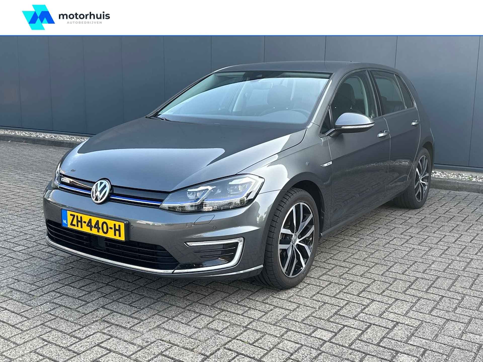 VOLKSWAGEN e-Golf e-Golf elektromotor 136pk 5D Aut. e-Golf - 1/4