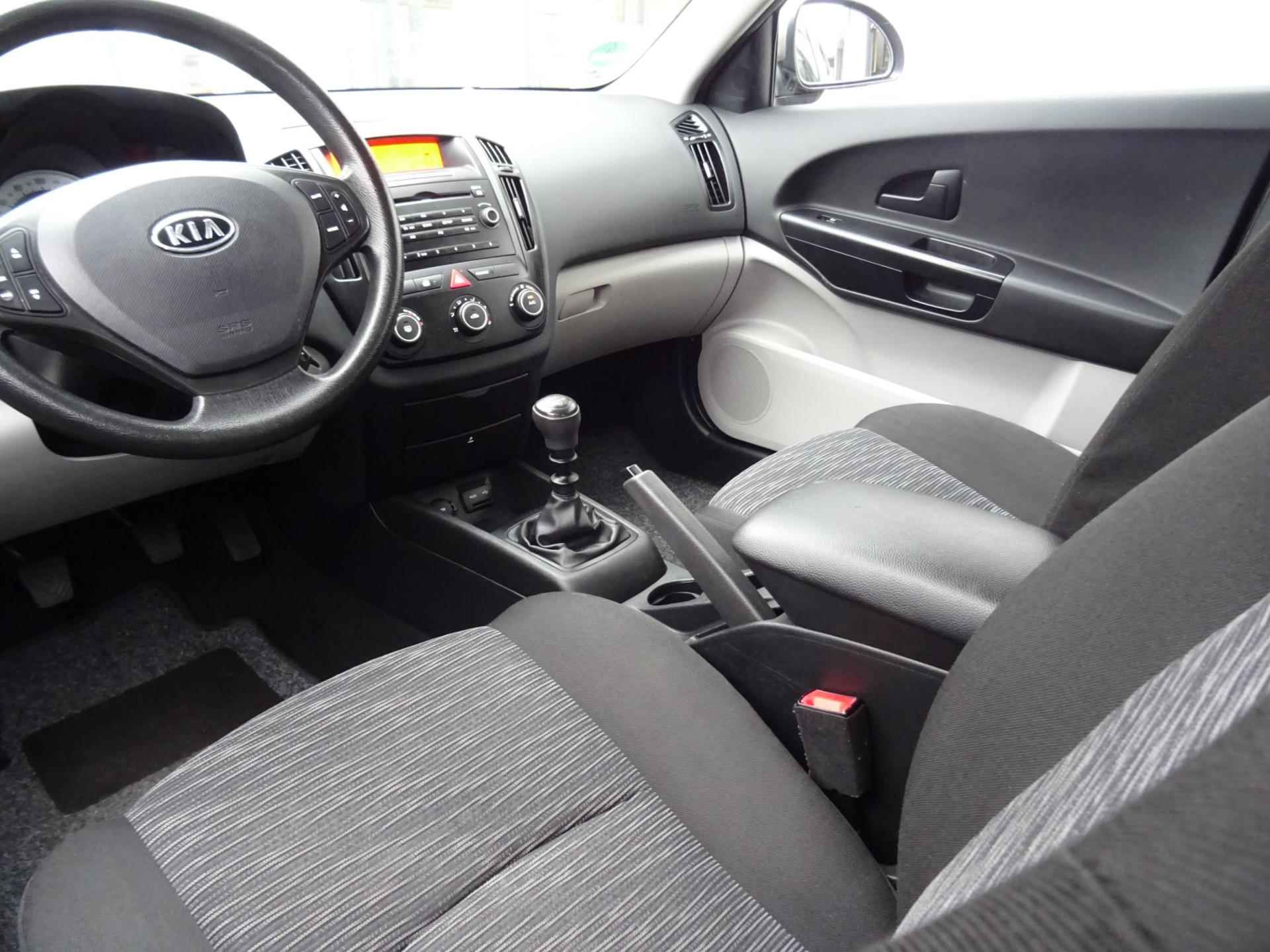 Kia Cee'd Sporty Wagon 1.4 X-tra - 7/13