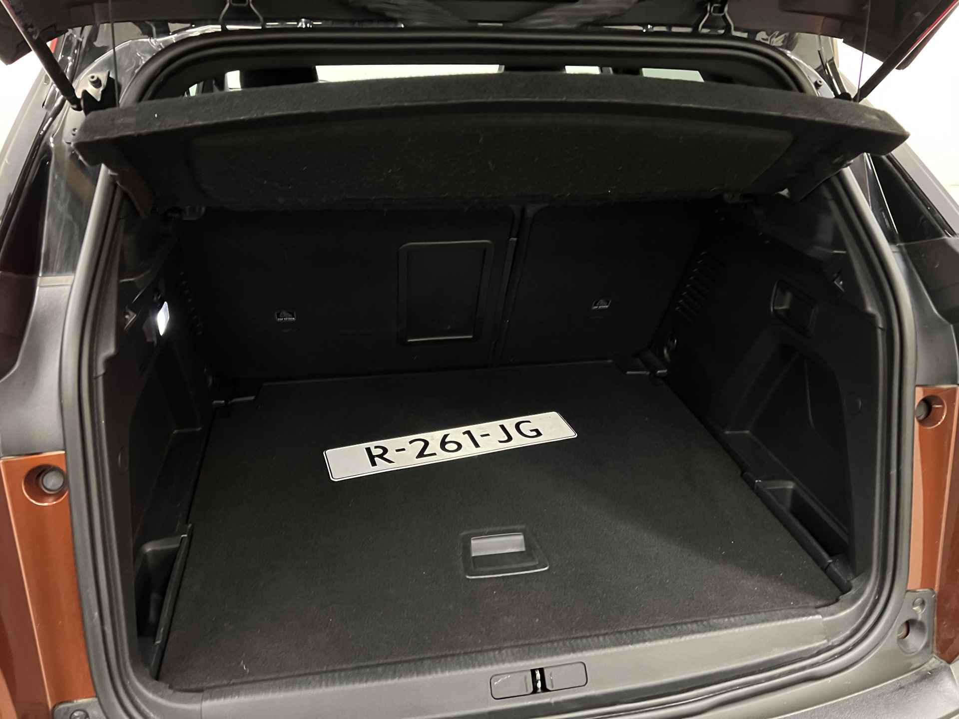 Peugeot 3008 1.2 PureTech GT Line Avantage | NAVIGATIE | KEYLESS | TREKHAAK | PARKEERSENSOREN | - 14/46