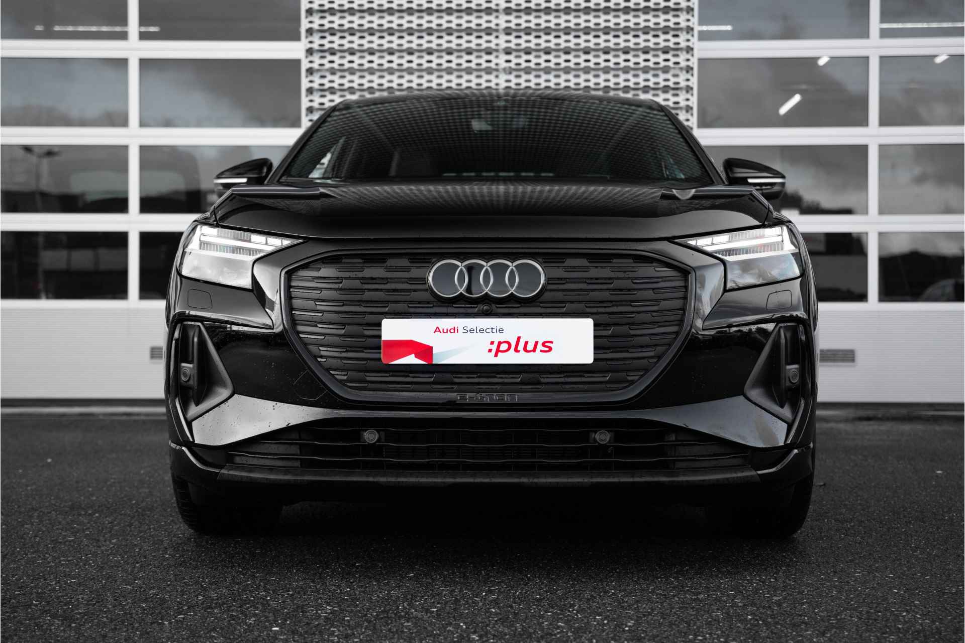 Audi Q4 Sportback e-tron 45 quattro S Edition 82 kWh | Panoramadak | Assistentiepakket Plus | Comfortpakket | 20" | Privacy glass - 4/65