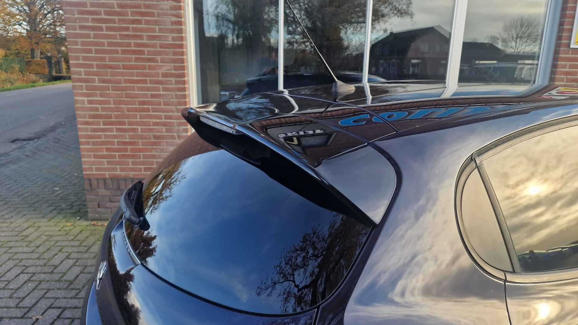 Peugeot 208 1.2 e-VTi Style, Automaat, Navigatie, Dealer onderhouden! - 18/18