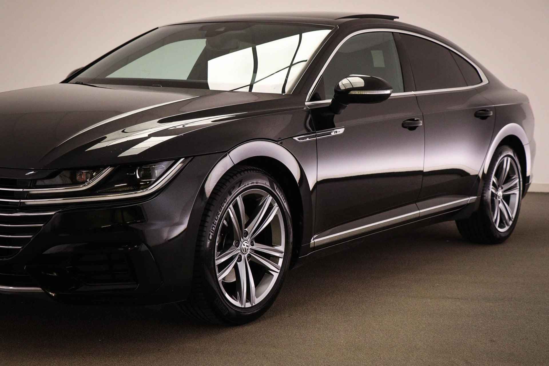 Volkswagen Arteon 2.0 TSI R-Line | Panoramadak | Massage | Leder | - 16/58