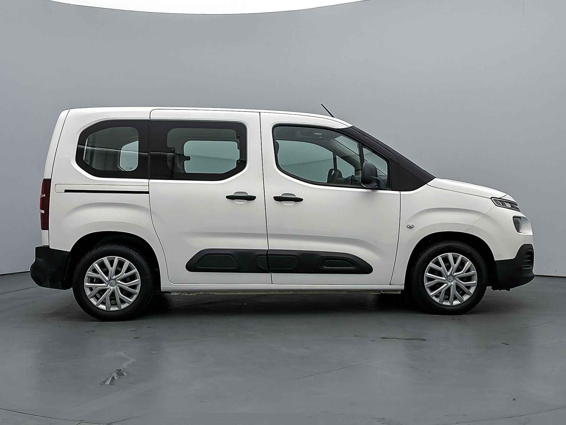 Citroen Berlingo MPV Live 110 pk | Airco | Cruise Control | Parkeersensoren Achter | Bluetooth | Radio | Zijschuifdeur Links/Rechts | Verkeersbord Detectie | Centrale Deurvergrendeling met Afstandsbediening | - 10/30