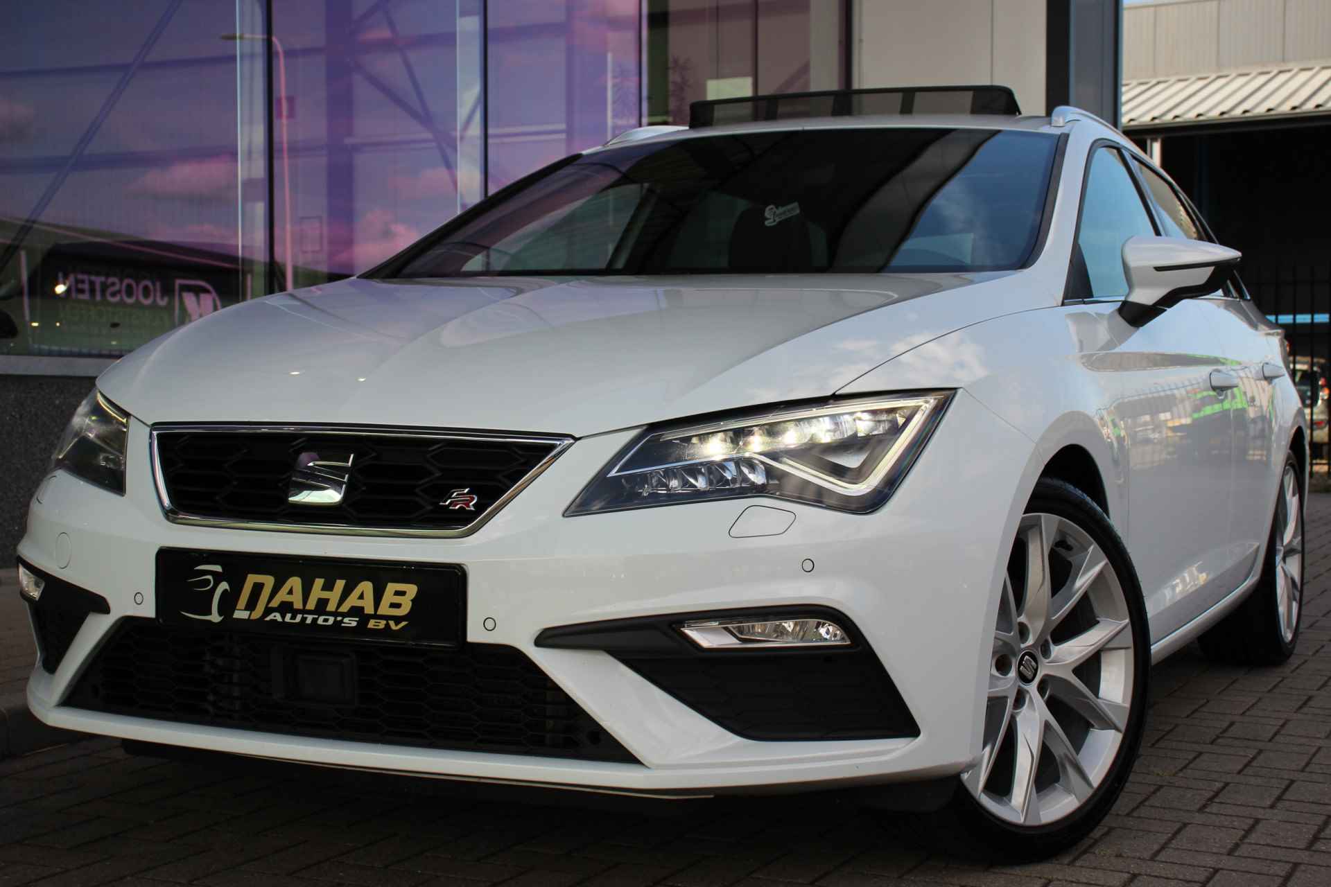 SEAT León ST 1.5 TSI FR | Pano. | Matrix | Leder | Beats | Leder | ACC - 4/37