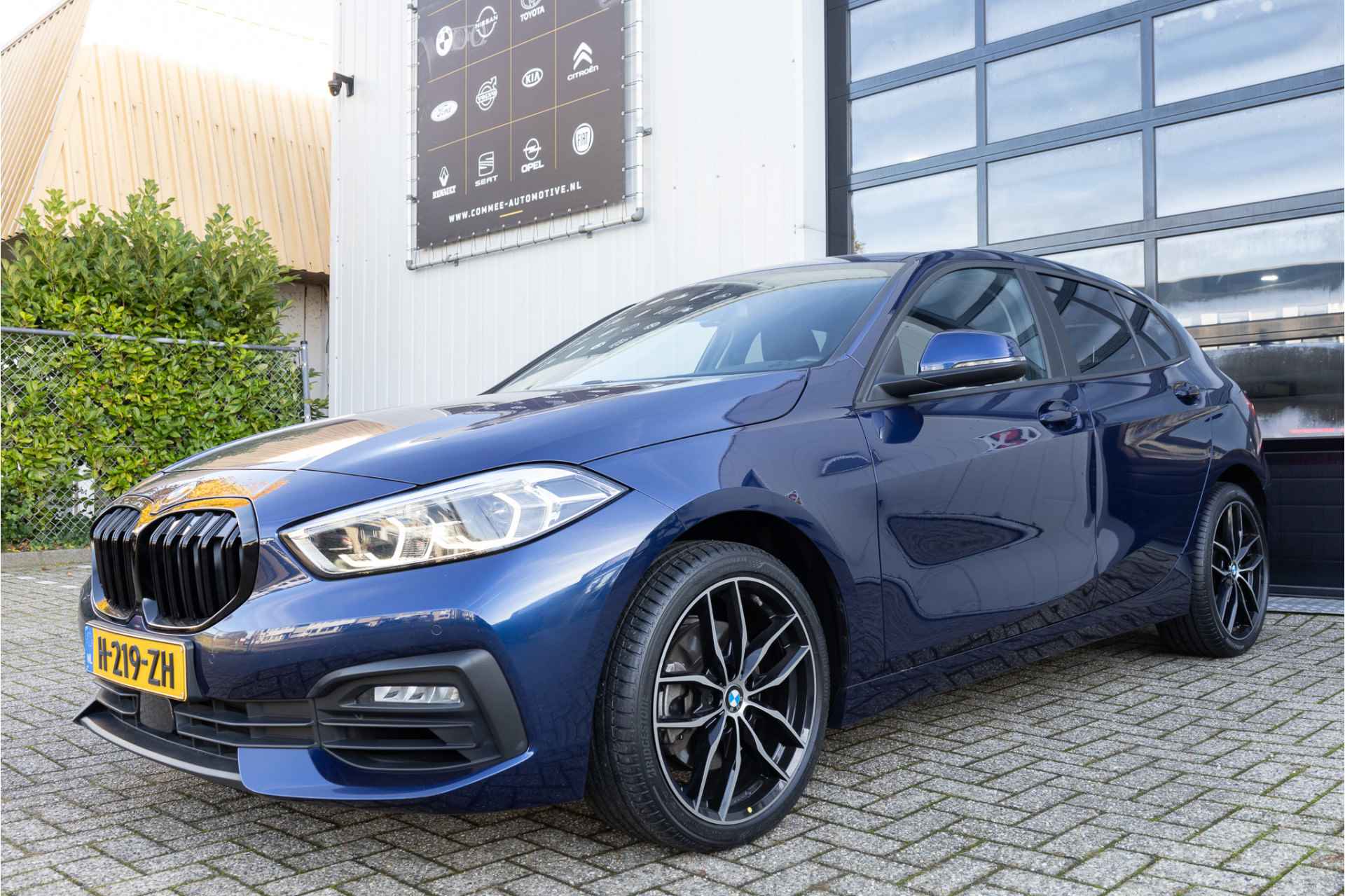 BMW 1-serie 118i Executive Edition Rijklaar✅Navipro✅18Inch✅Shadowline✅LED✅BTW - 5/28