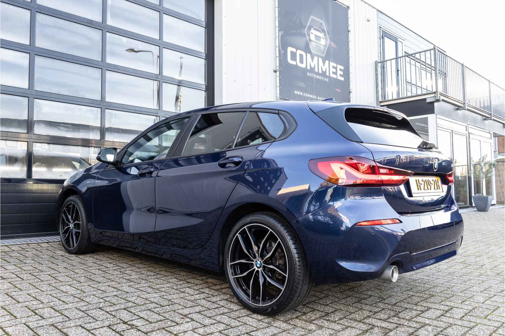 BMW 1-serie 118i Executive Edition Rijklaar✅Navipro✅18Inch✅Shadowline✅LED✅BTW - 8/28