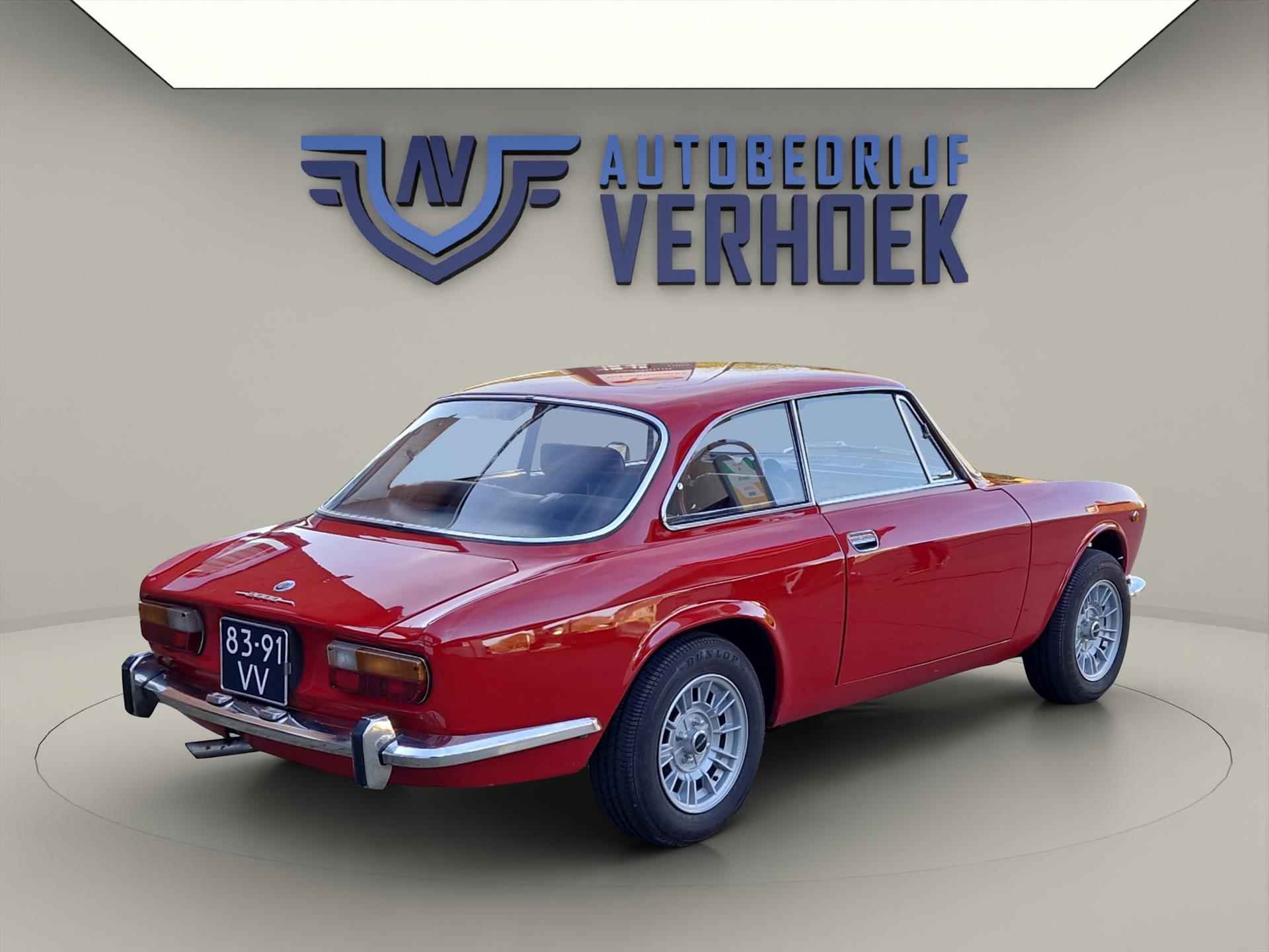 Alfa Romeo 2000 2.0 GTV Bertone - Veel reserve onderdelen - 5/17